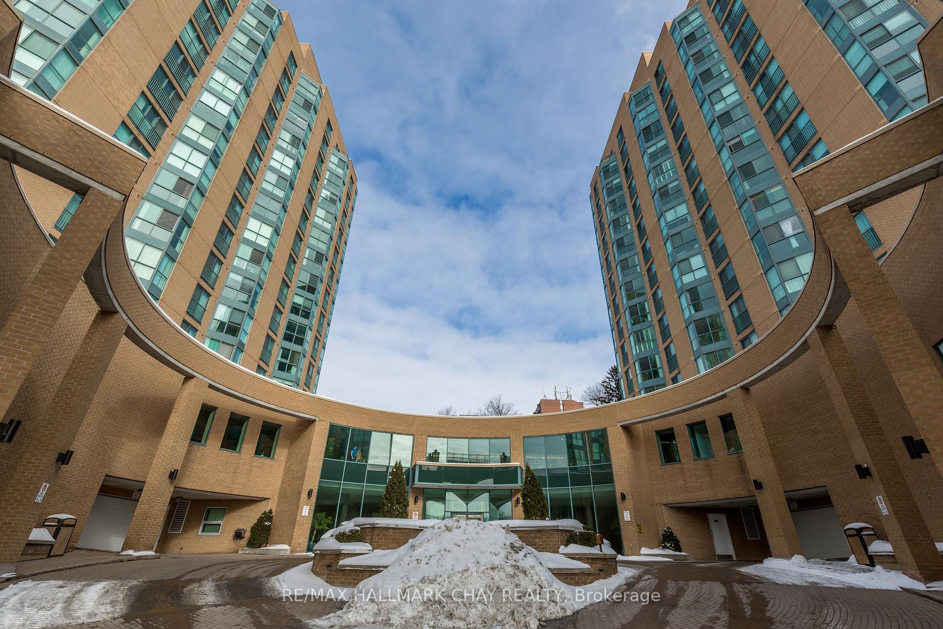 Photo 4 of Unit 1003, 150 Dunlop Street E, Barrie, City Centre — HOMEH