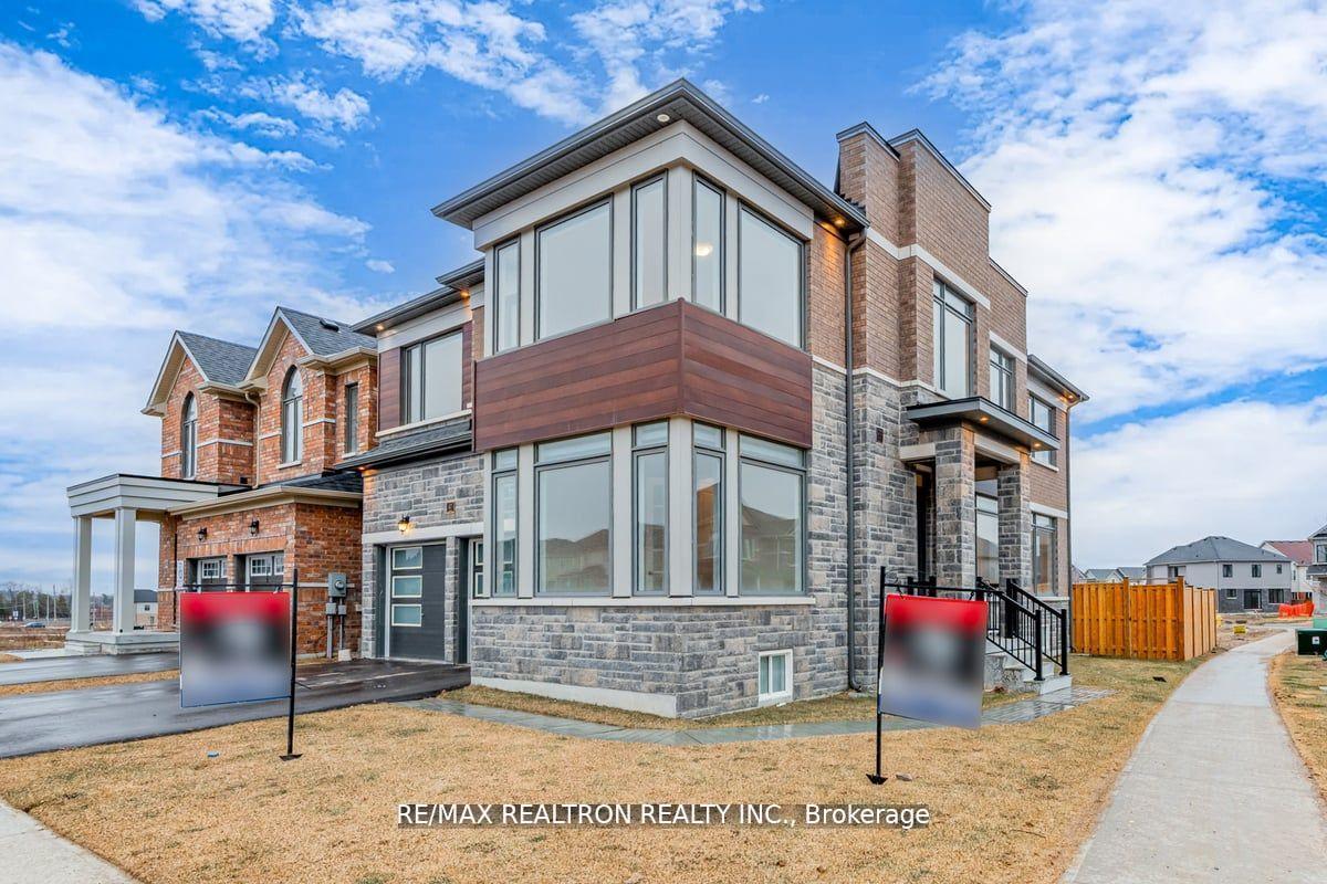 Photo 3 of 47 Alnwick Street, Barrie, Rural Barrie Southeast — HOMEH