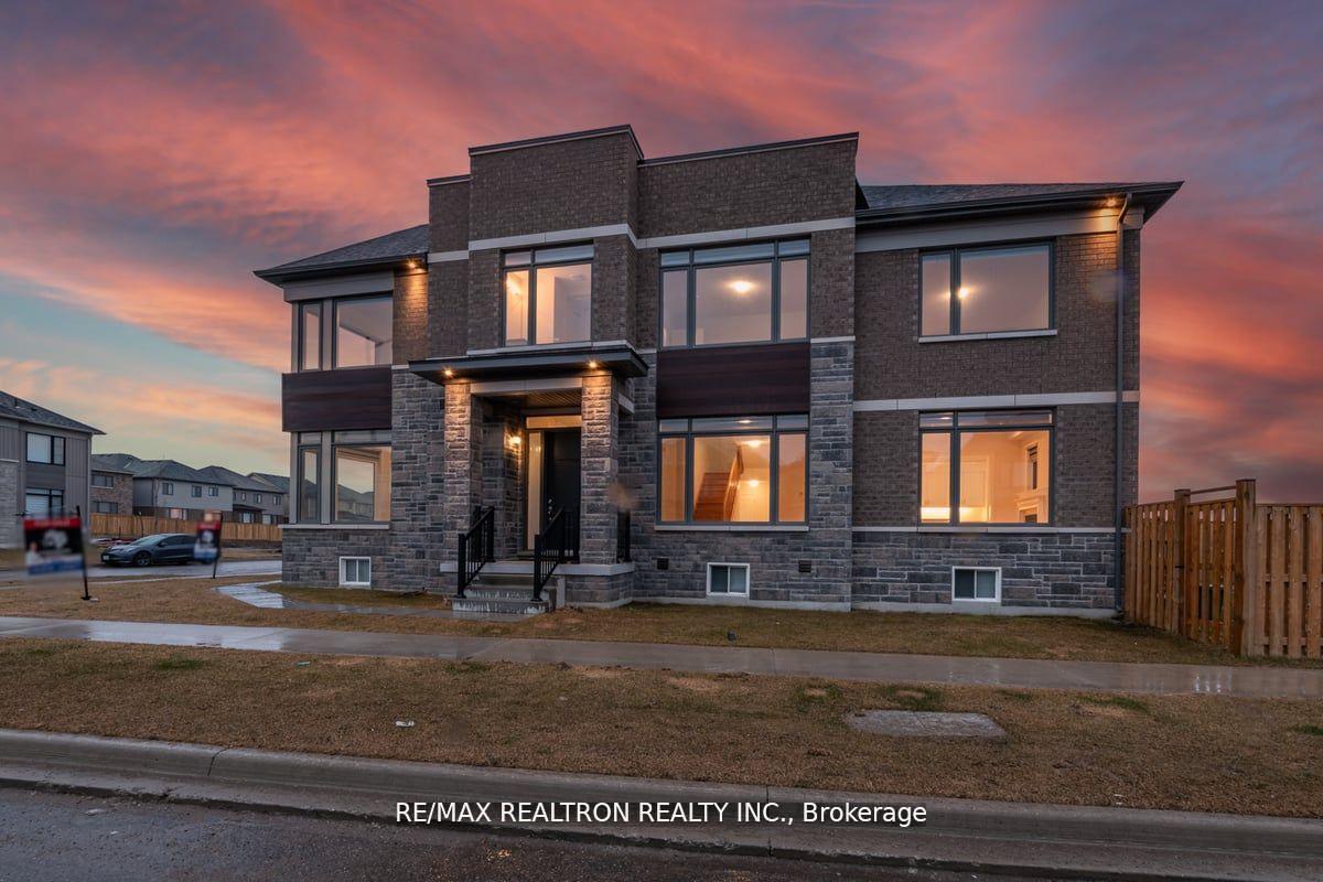 Photo 34 of 47 Alnwick Street, Barrie, Rural Barrie Southeast — HOMEH
