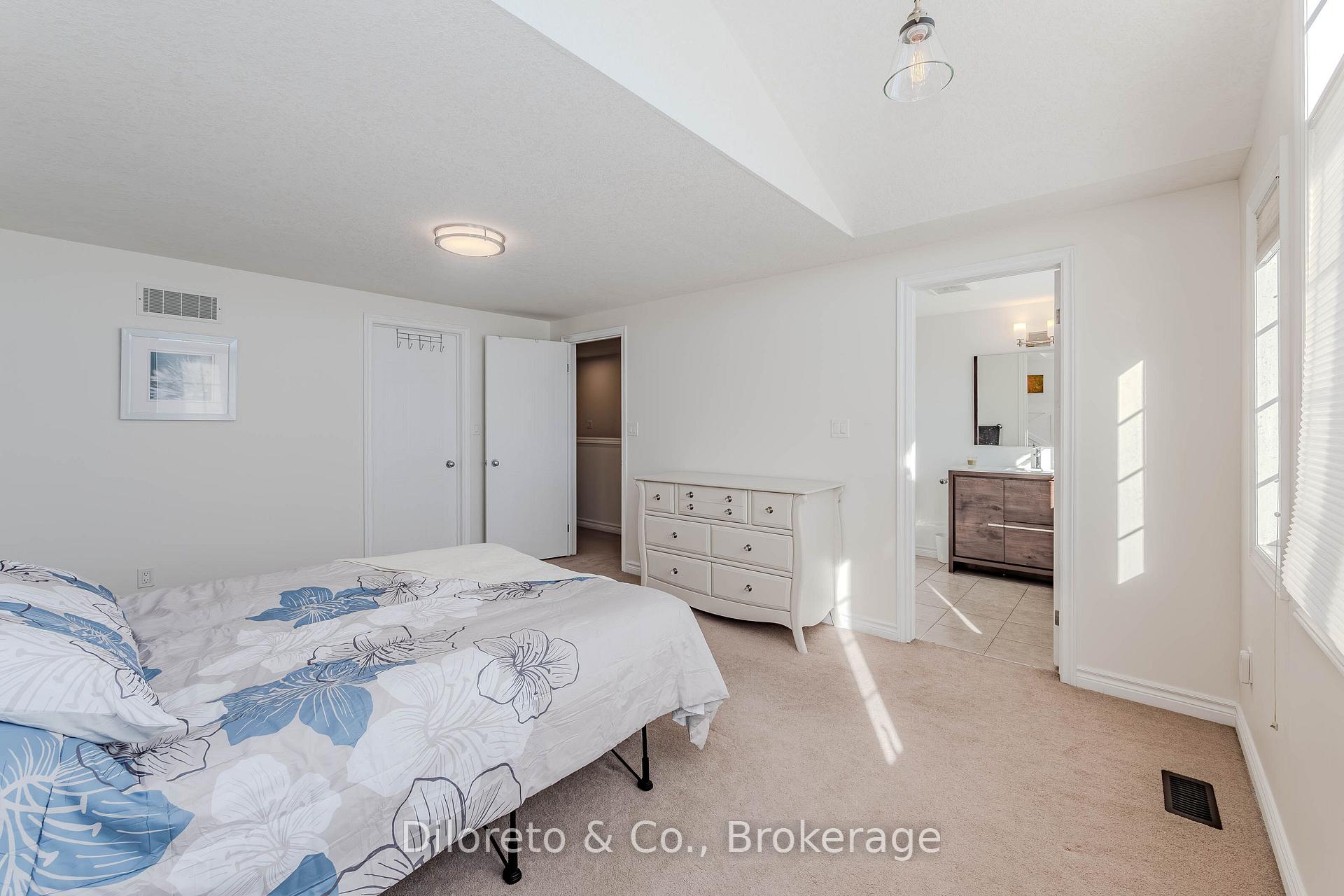 Photo 22 of Unit 46, 20 Shackleton Drive, Guelph, Grange Road — HOMEH