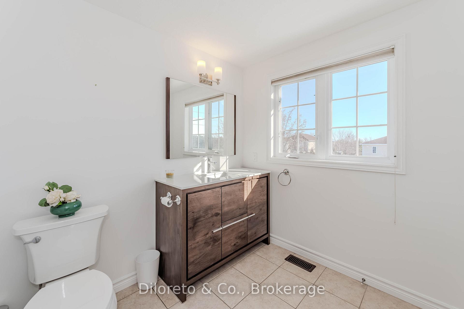 Photo 23 of Unit 46, 20 Shackleton Drive, Guelph, Grange Road — HOMEH