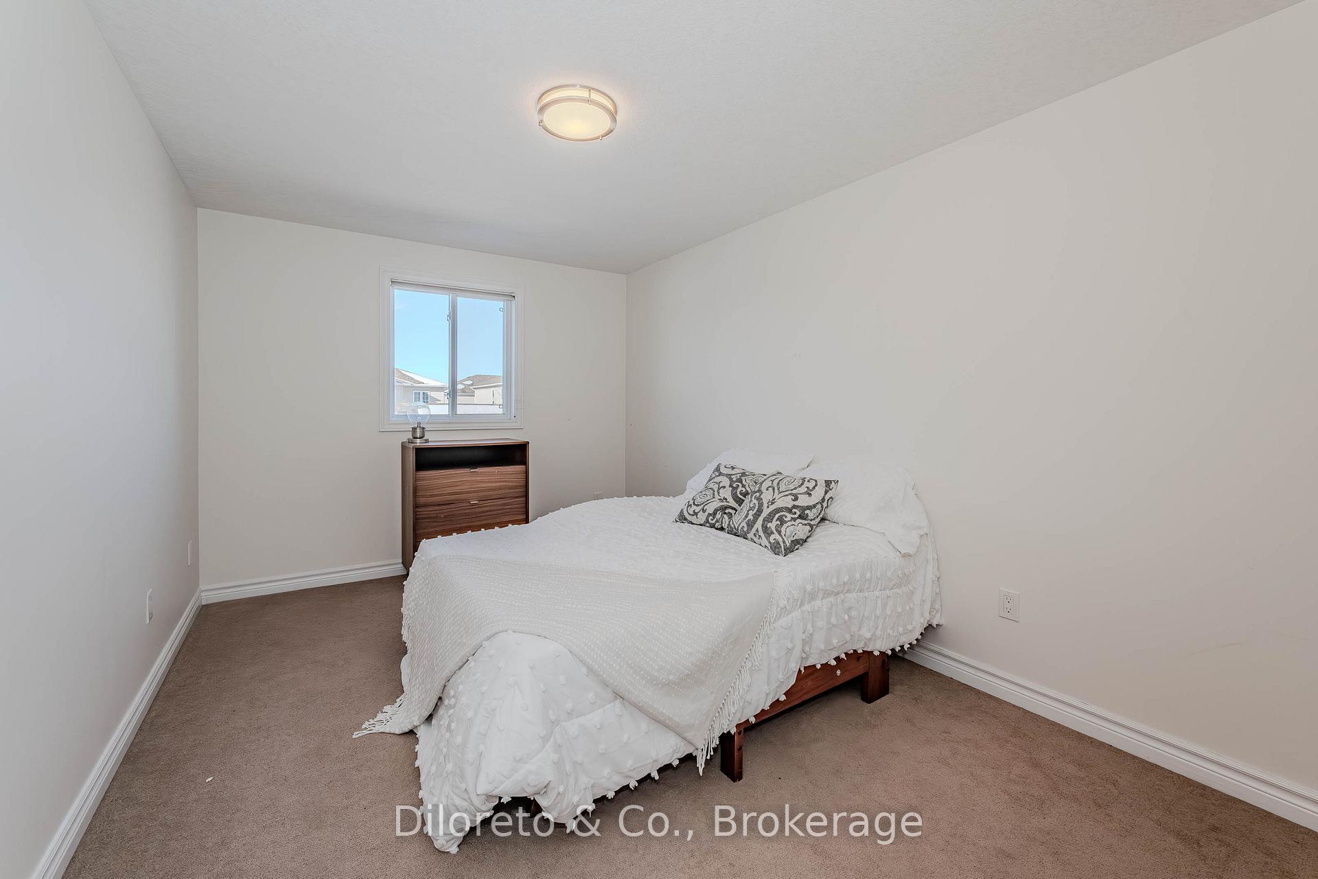 Photo 27 of Unit 46, 20 Shackleton Drive, Guelph, Grange Road — HOMEH
