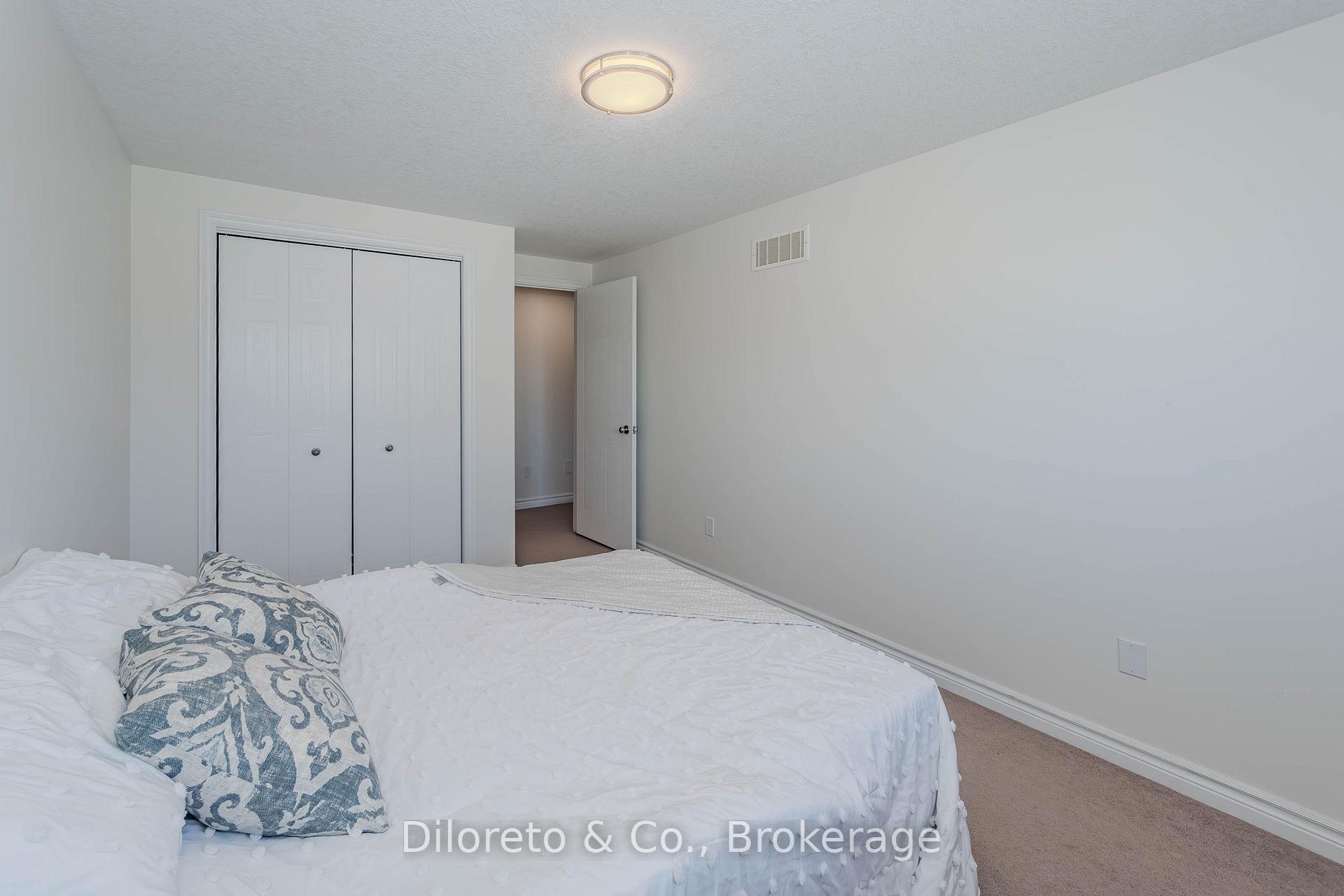 Photo 28 of Unit 46, 20 Shackleton Drive, Guelph, Grange Road — HOMEH