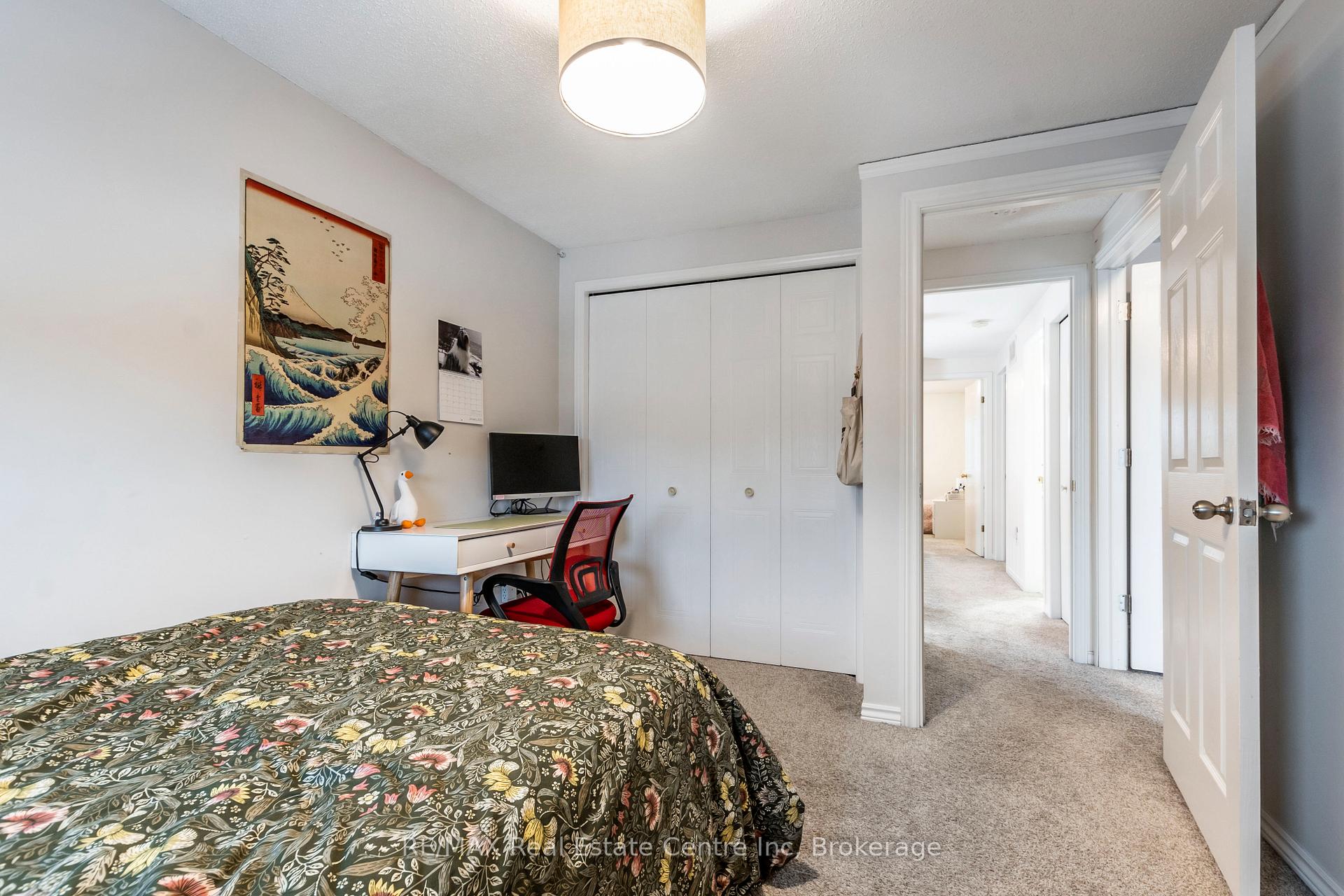Photo 16 of 61 Roehampton Crescent W, Guelph, Pineridge/Westminster Woods — HOMEH