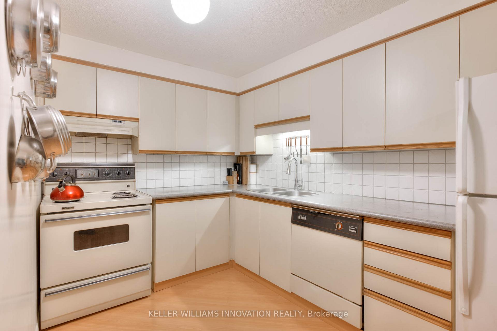 Photo 5 of Unit 215, 55 Green Valley Drive, Kitchener — HOMEH