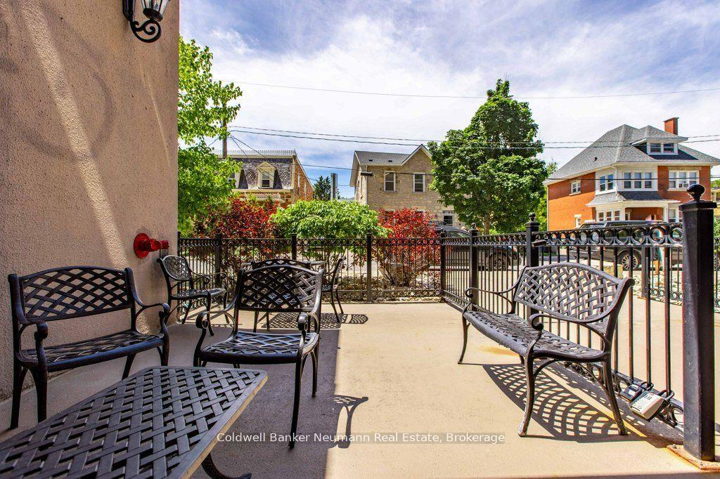 Photo 5 of Unit 606, 55 Yarmouth Street, Guelph, Downtown — HOMEH