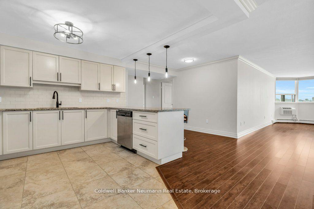 Photo 7 of Unit 606, 55 Yarmouth Street, Guelph, Downtown — HOMEH