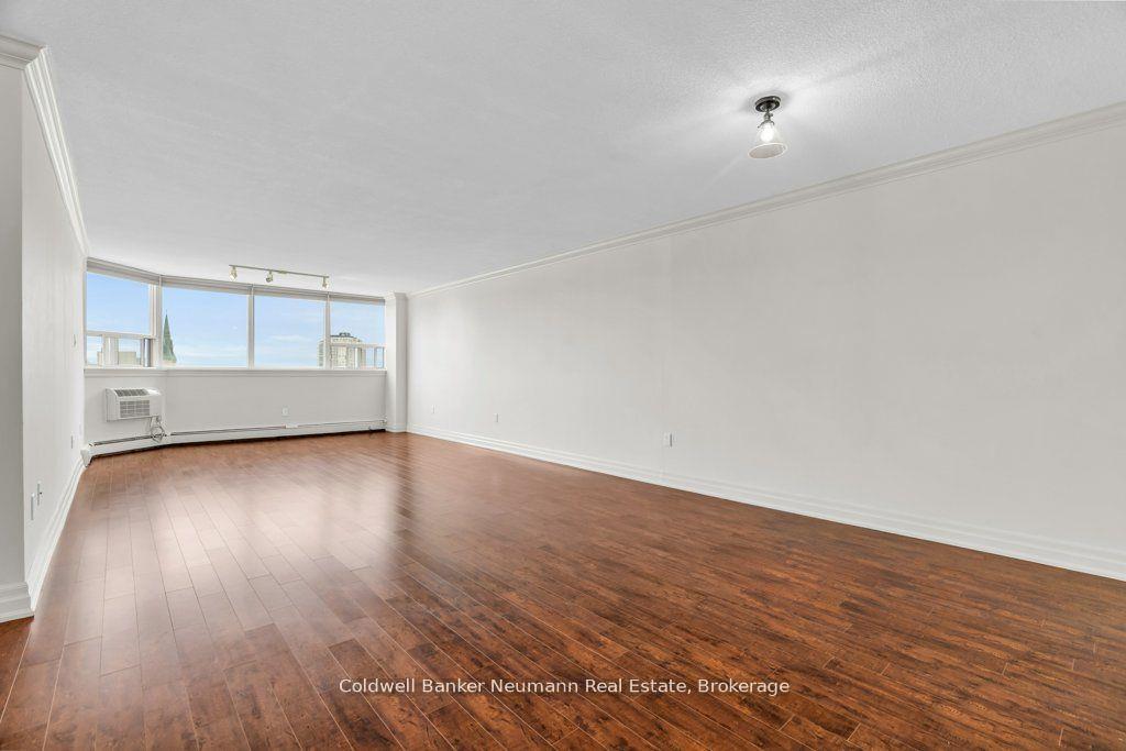 Photo 13 of Unit 606, 55 Yarmouth Street, Guelph, Downtown — HOMEH