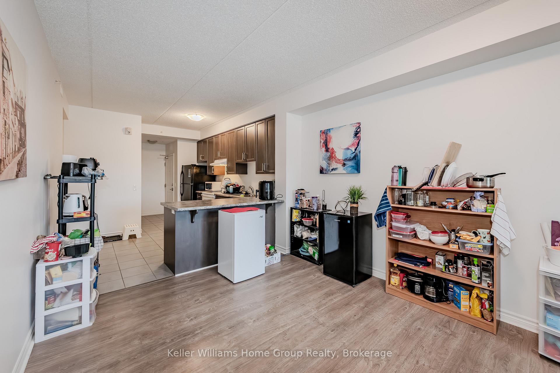 Photo 8 of Unit 202, 1284 Gordon Street, Guelph, Kortright East — HOMEH