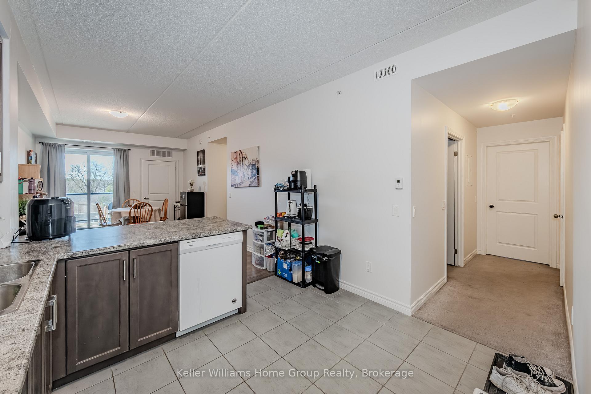 Photo 12 of Unit 202, 1284 Gordon Street, Guelph, Kortright East — HOMEH