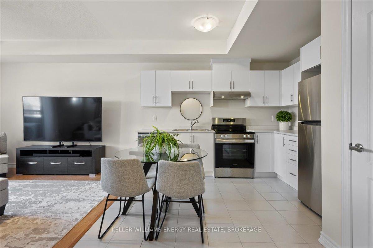Photo 5 of 2053 Prestonvale Road, Clarington, Courtice — HOMEH