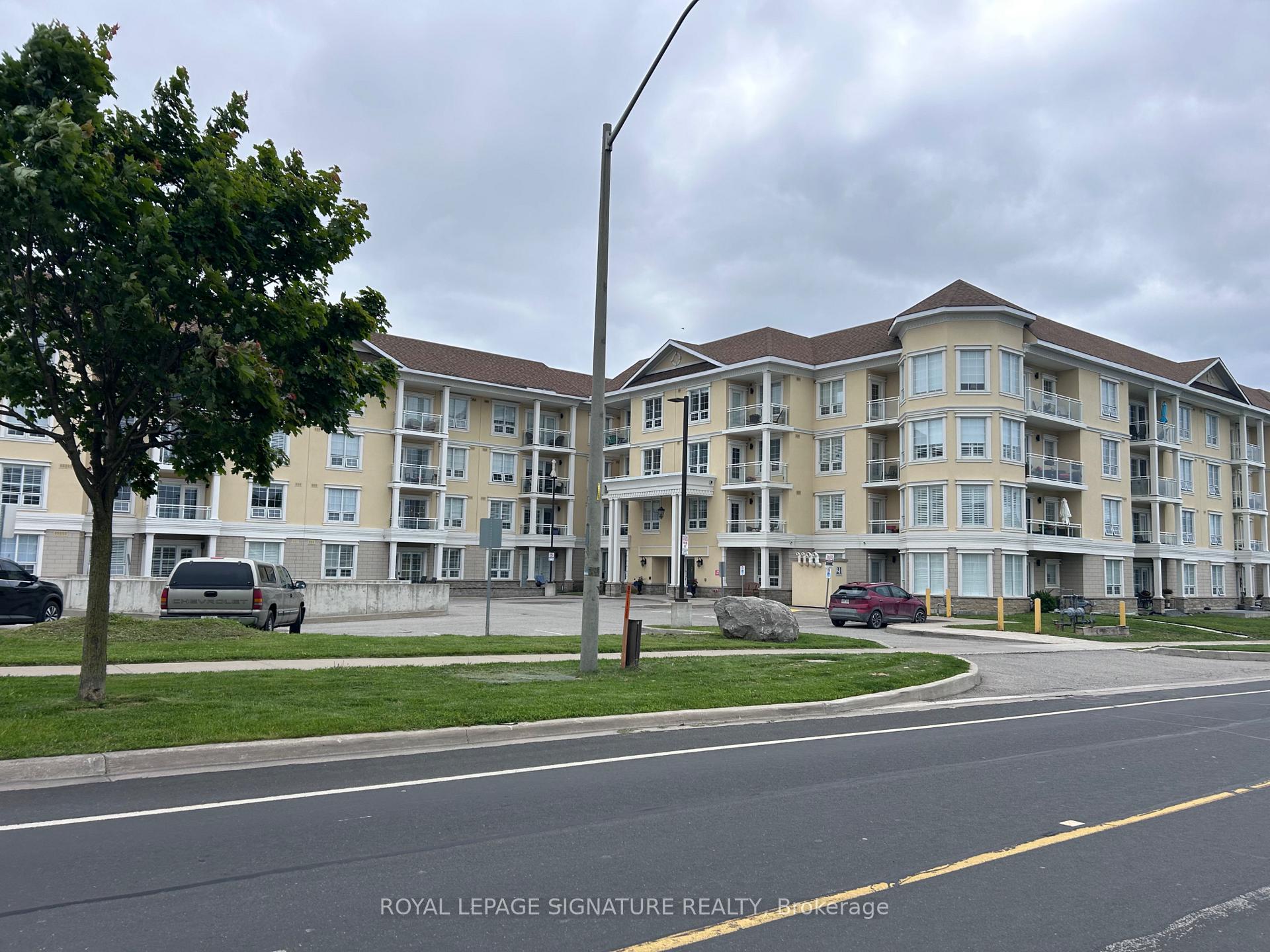 Front of Unit 321, 21 Brookhouse Drive