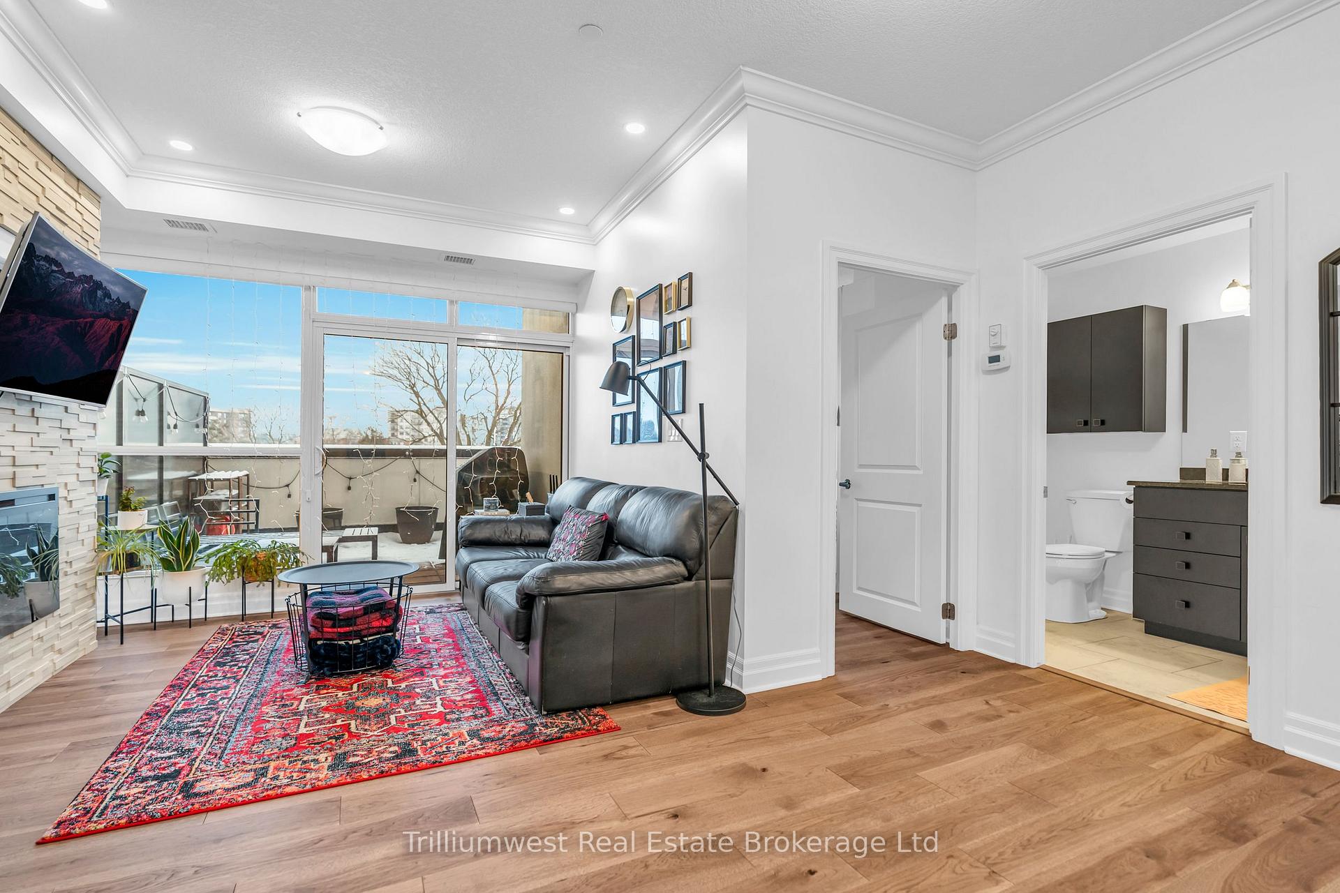Photo 2 of Unit 313, 150 Wellington Street E, Guelph, Downtown — HOMEH