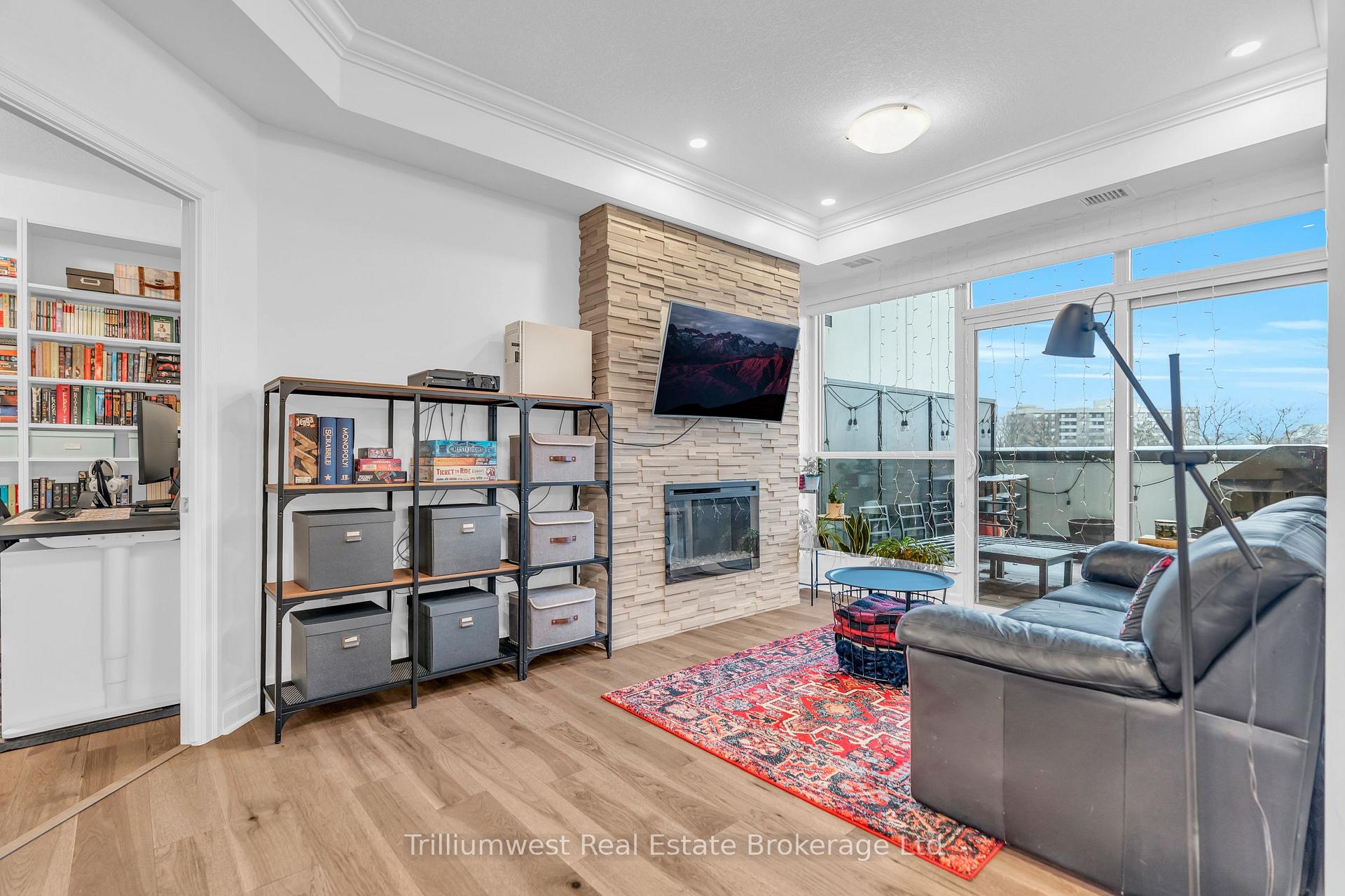 Photo 3 of Unit 313, 150 Wellington Street E, Guelph, Downtown — HOMEH