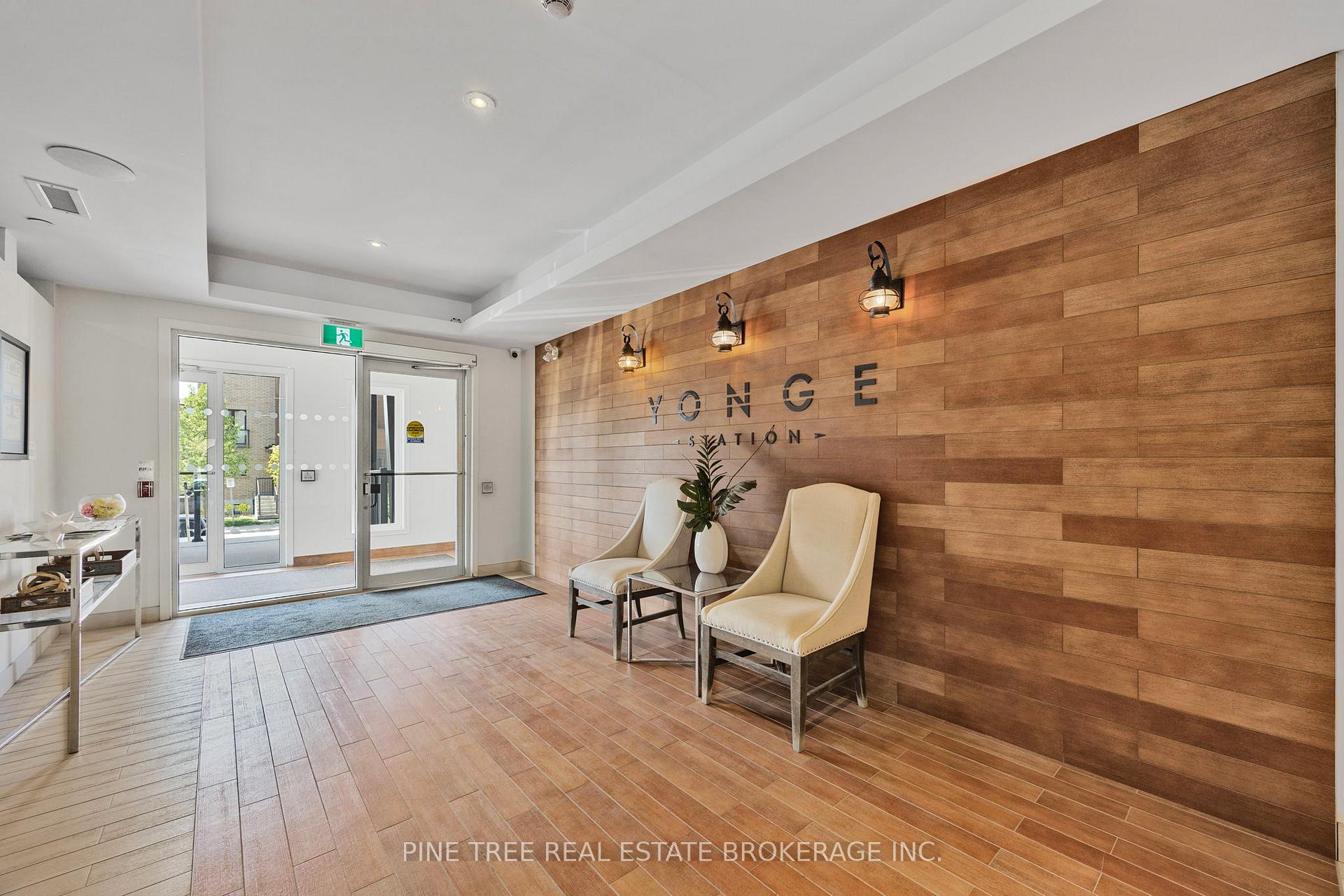 Photo 4 of Unit 205, 720 Yonge Street, Barrie, Painswick South — HOMEH