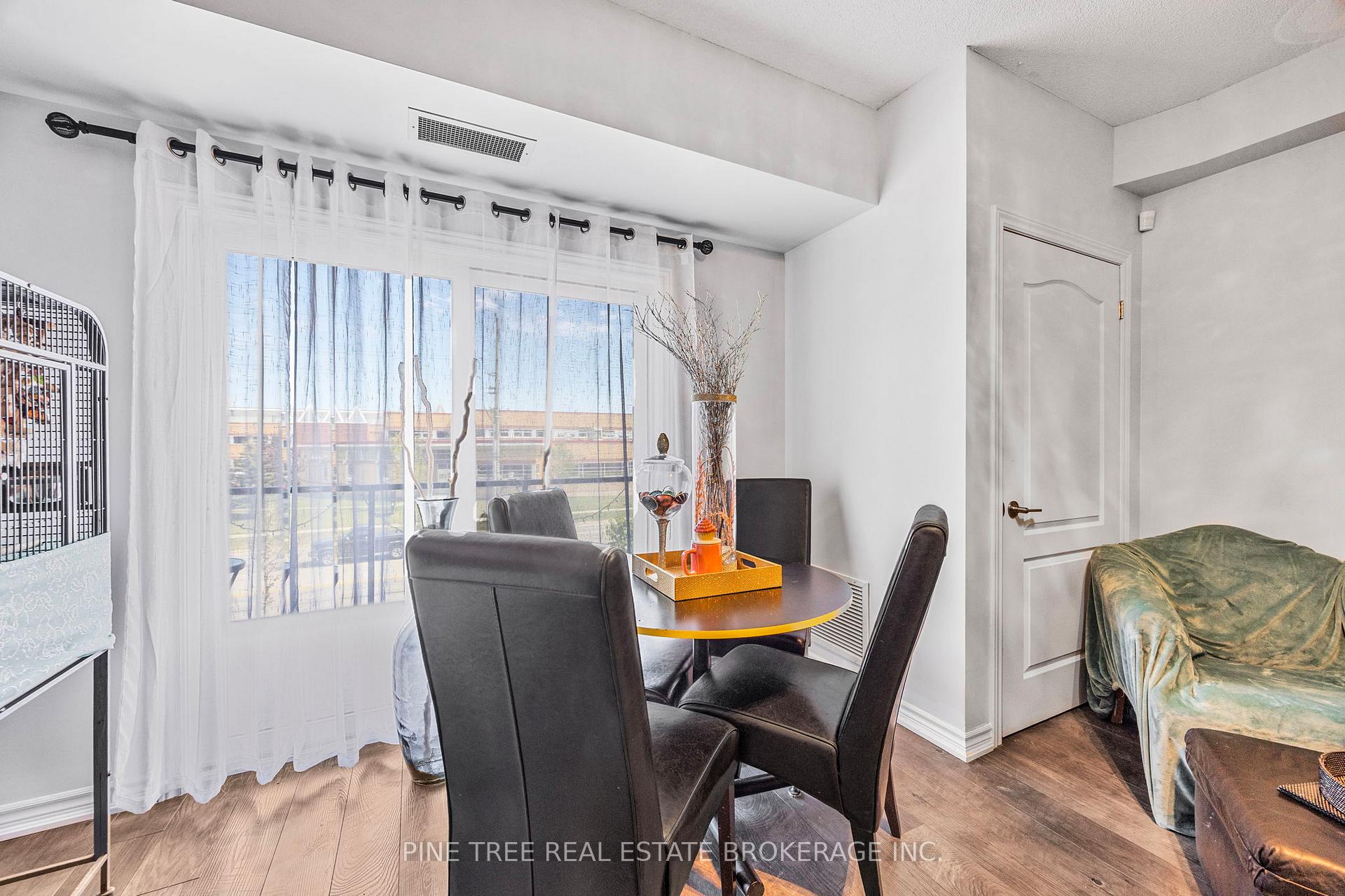 Photo 12 of Unit 205, 720 Yonge Street, Barrie, Painswick South — HOMEH