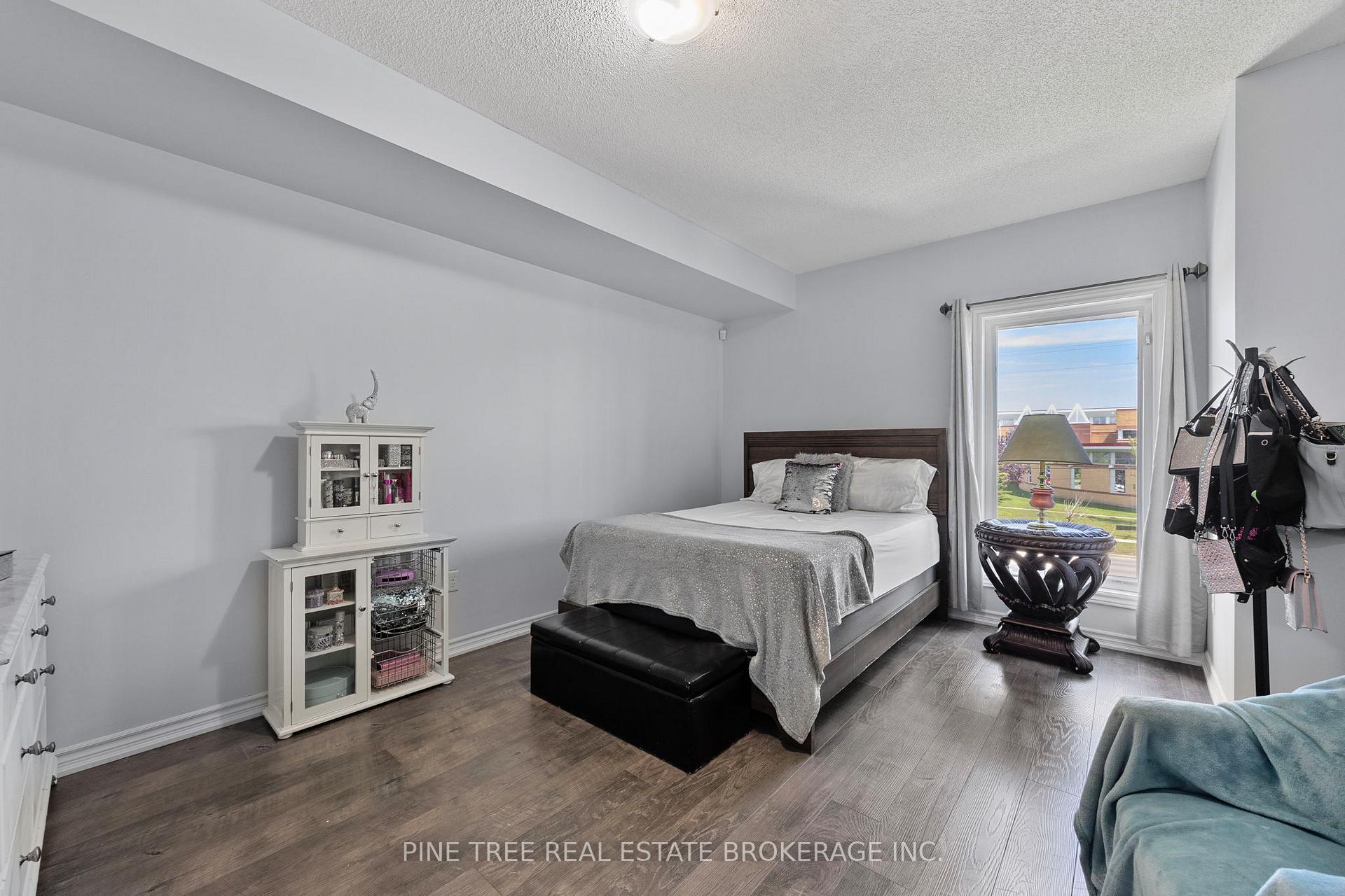 Photo 22 of Unit 205, 720 Yonge Street, Barrie, Painswick South — HOMEH
