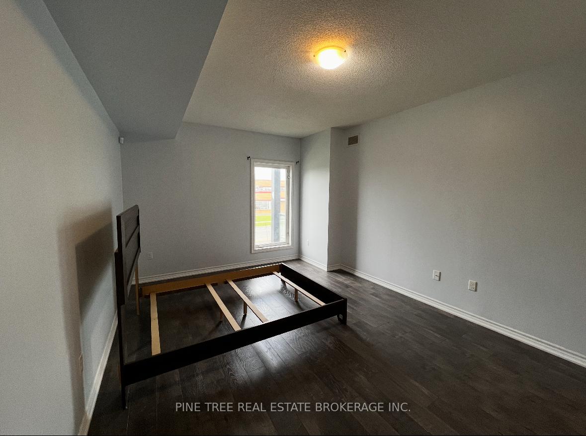 Photo 26 of Unit 205, 720 Yonge Street, Barrie, Painswick South — HOMEH