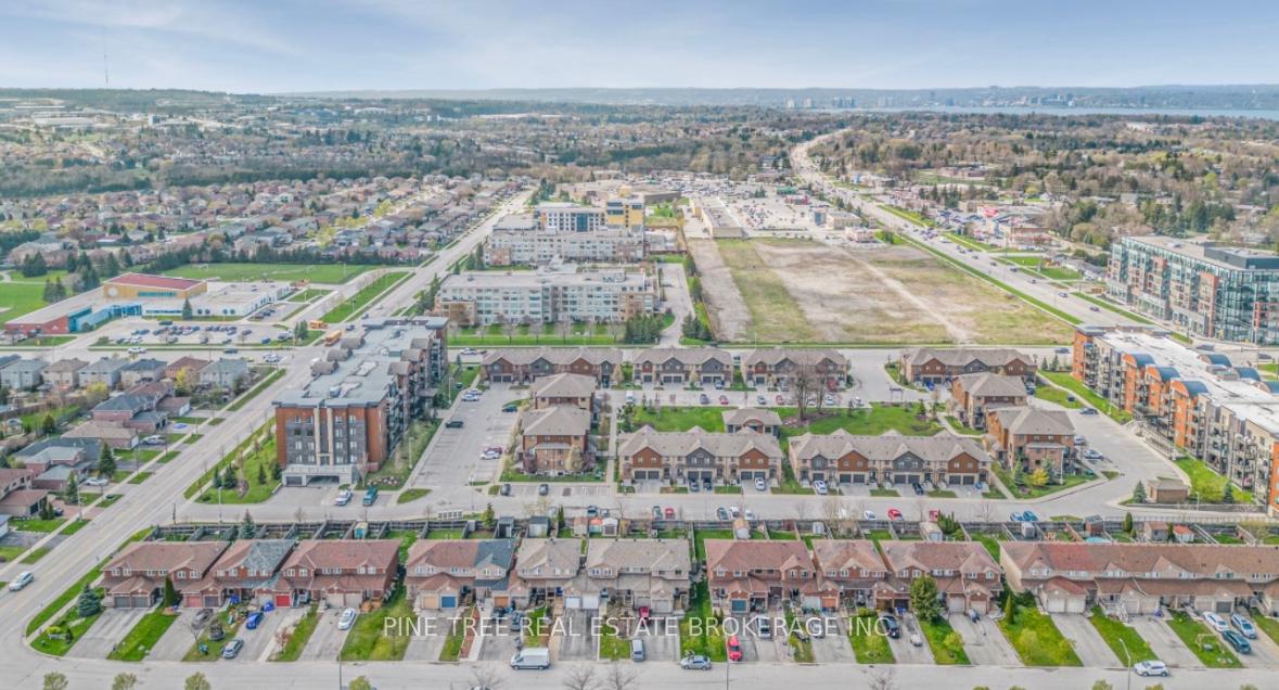 Photo 35 of Unit 205, 720 Yonge Street, Barrie, Painswick South — HOMEH