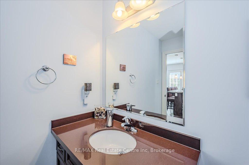 Photo 9 of Unit 16, 100 Frederick Drive, Guelph, Pineridge/Westminster Woods — HOMEH