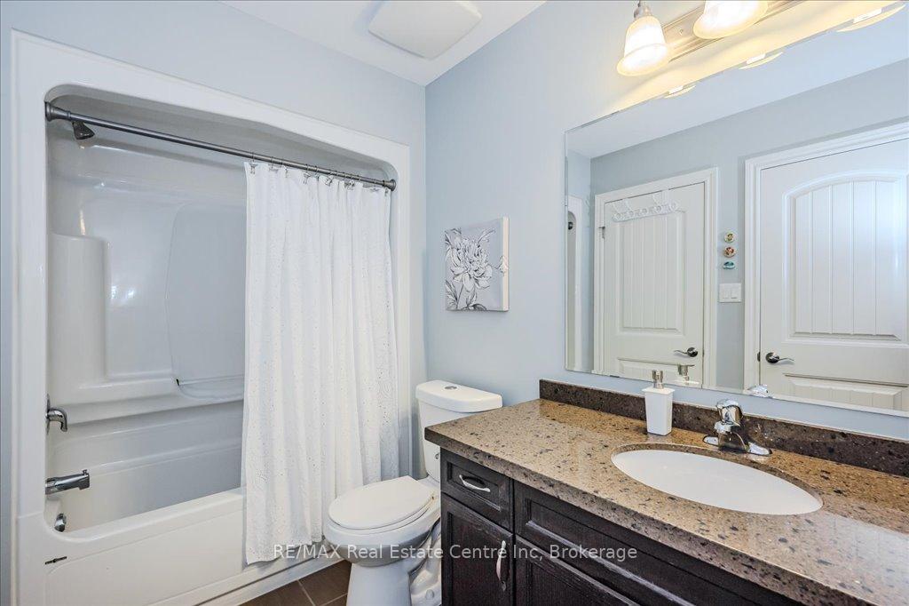 Photo 13 of Unit 16, 100 Frederick Drive, Guelph, Pineridge/Westminster Woods — HOMEH