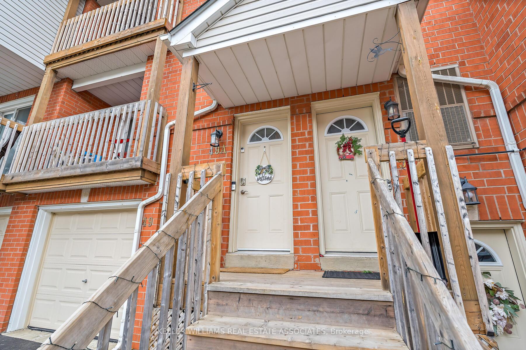 Photo 3 of 49A Wylie Circle, Halton Hills, Georgetown — HOMEH