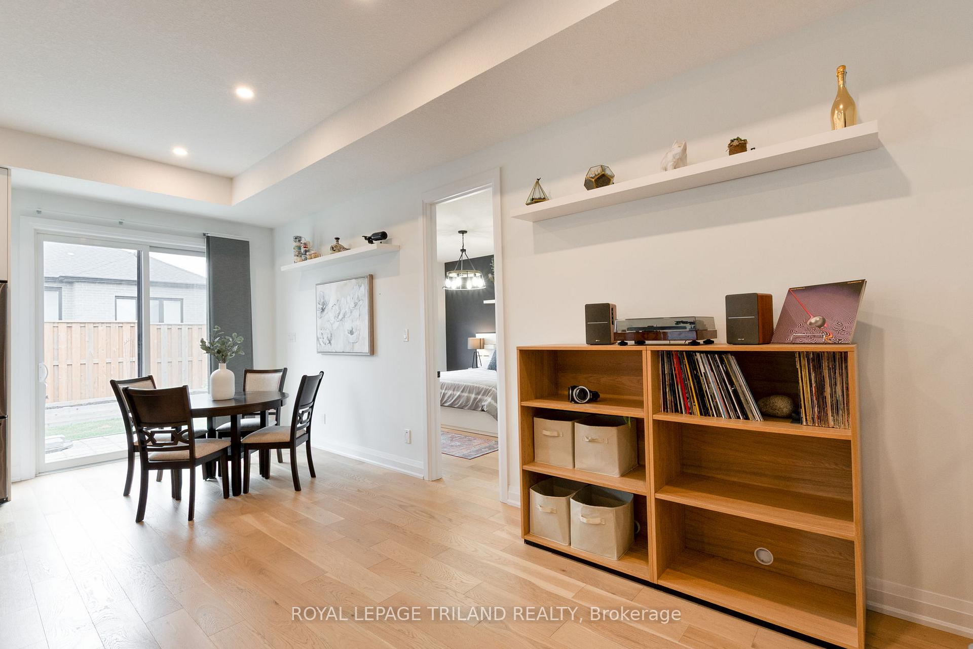 Photo 16 of Unit 2, 383 Daventry Way, Middlesex Centre, Kilworth — HOMEH