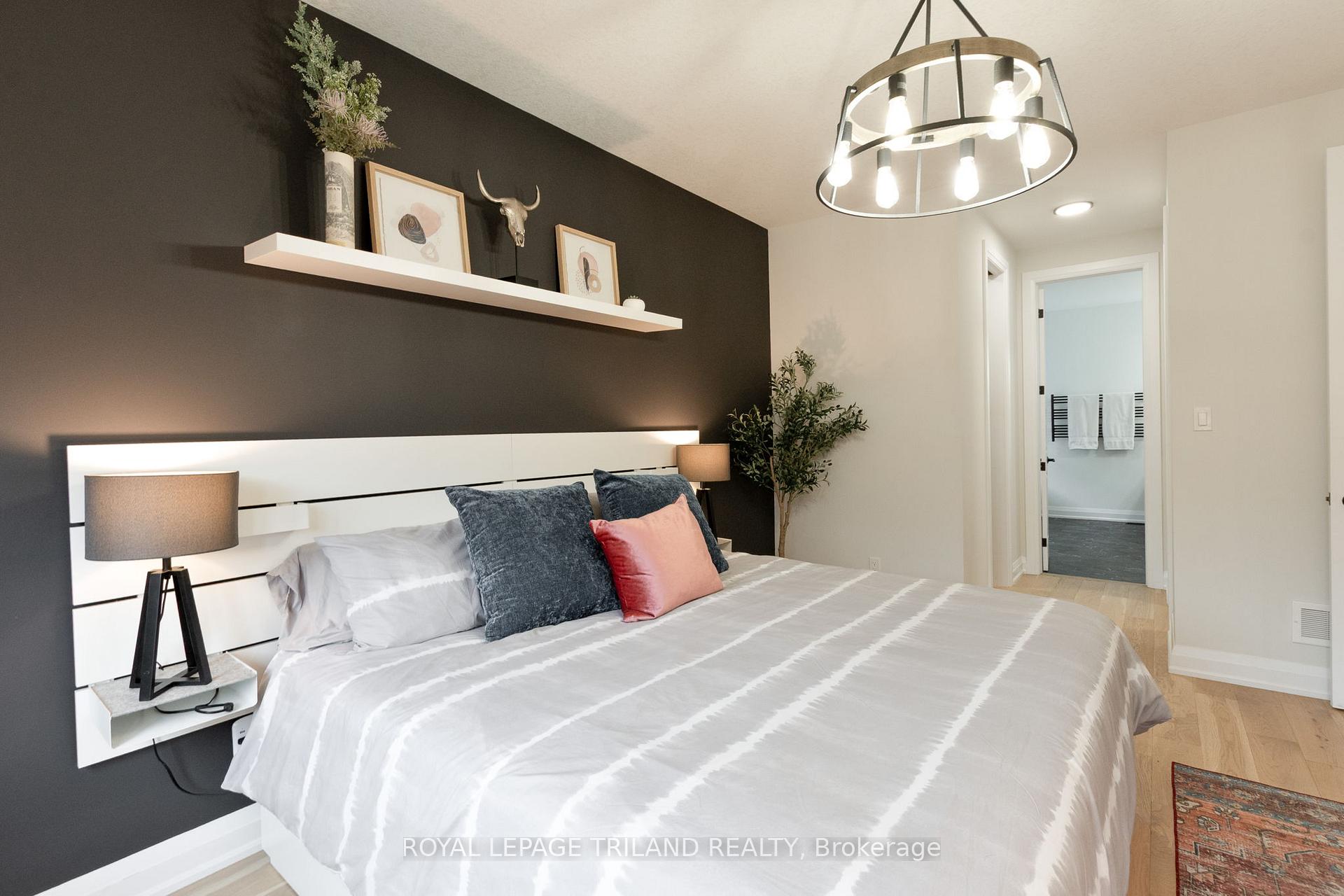 Photo 20 of Unit 2, 383 Daventry Way, Middlesex Centre, Kilworth — HOMEH