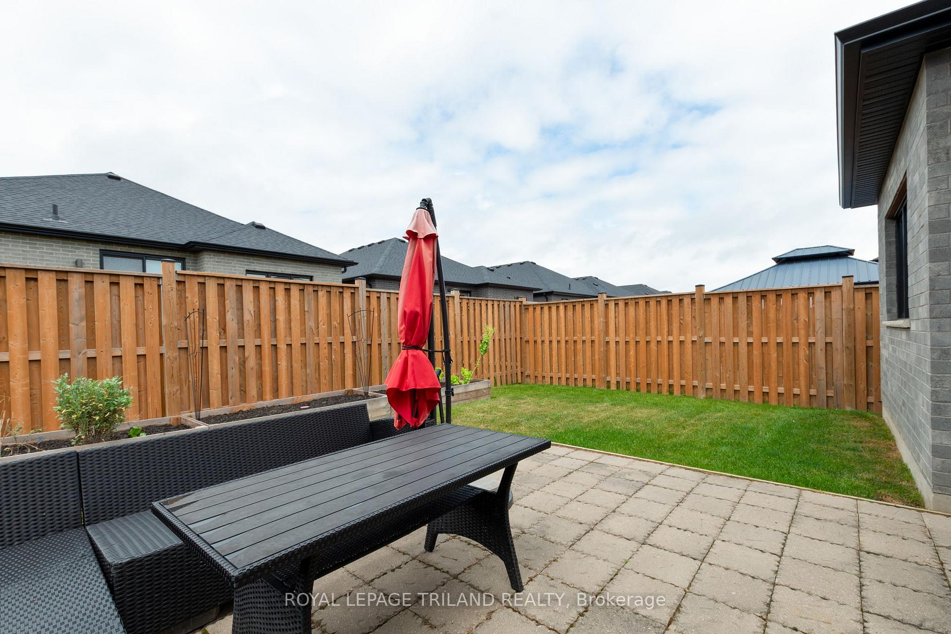 Photo 28 of Unit 2, 383 Daventry Way, Middlesex Centre, Kilworth — HOMEH