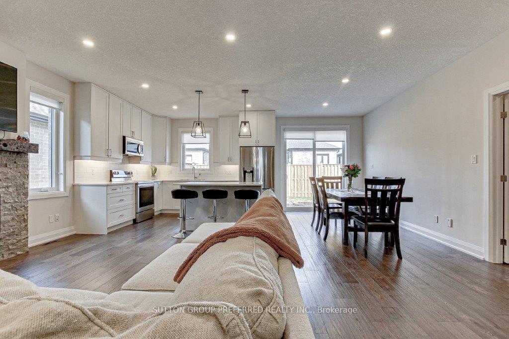 Photo 9 of Unit 72, 383 Daventry Way, Middlesex Centre, Rural Middlesex Centre — HOMEH