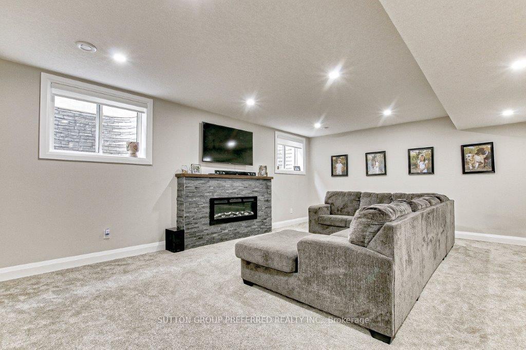 Photo 60 of Unit 72, 383 Daventry Way, Middlesex Centre, Rural Middlesex Centre — HOMEH