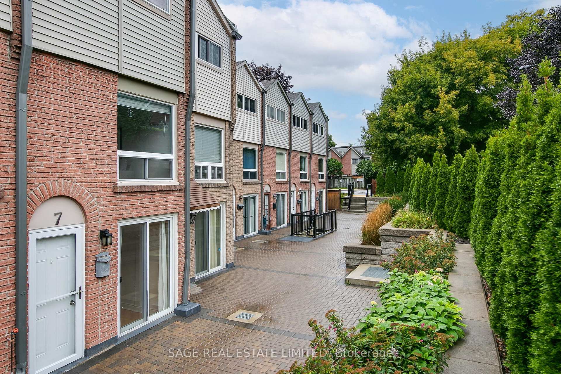 Photo 1 of Unit 7, 1666 Queen Street E, Toronto, Woodbine Corridor — HOMEH