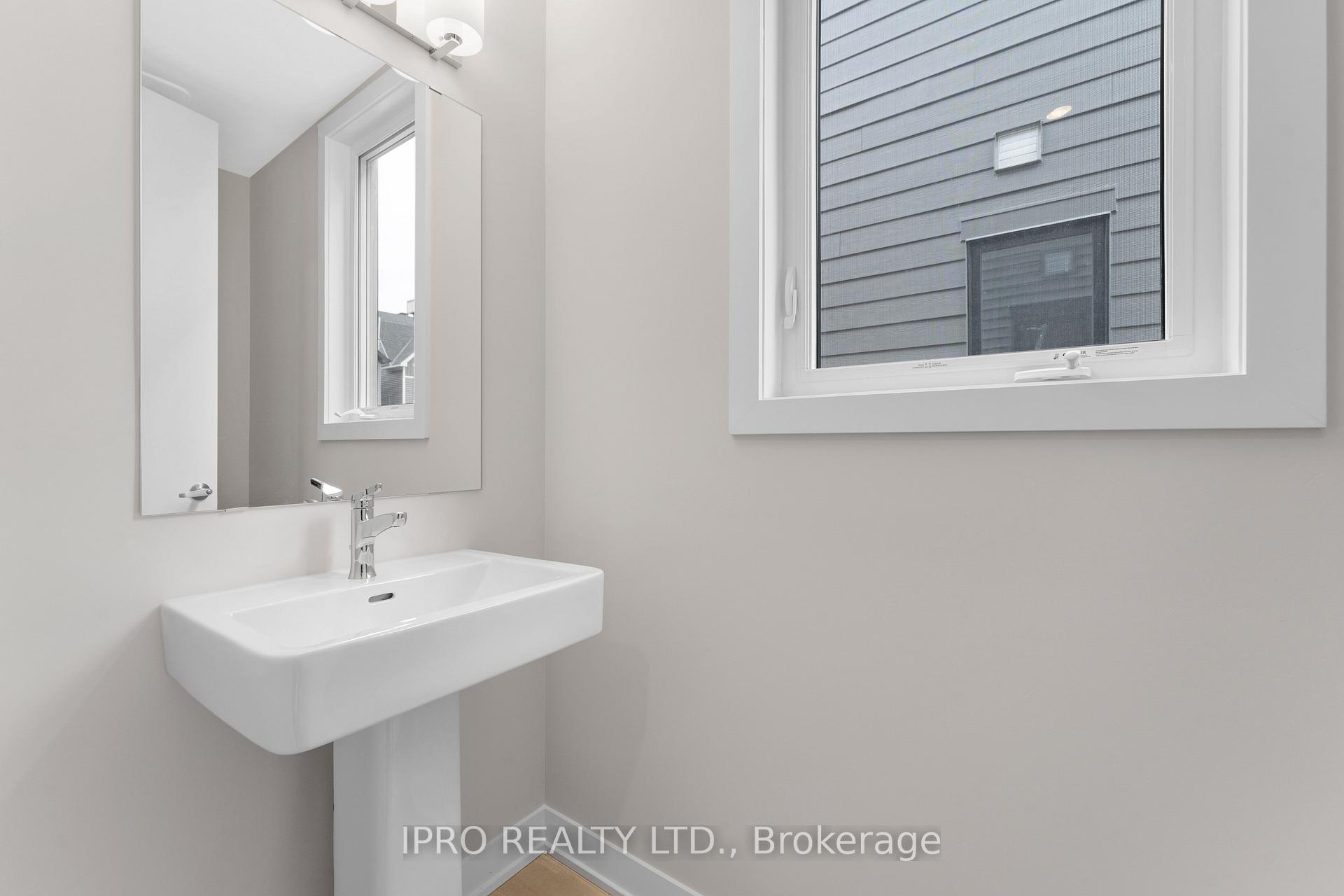 Photo 14 of 347 Peninsula Road, Ottawa, Barrhaven - Heritage Park — HOMEH
