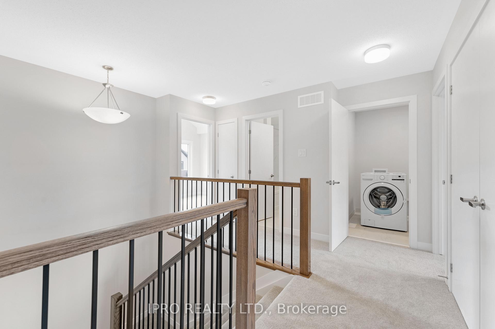 Photo 15 of 347 Peninsula Road, Ottawa, Barrhaven - Heritage Park — HOMEH
