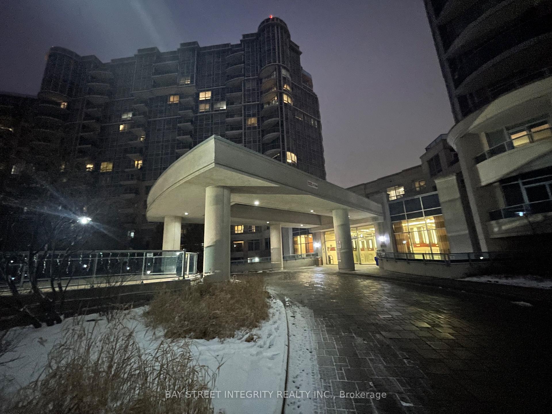 Photo 1 of Unit 613, 33 Cox Boulevard, Markham, Unionville — HOMEH