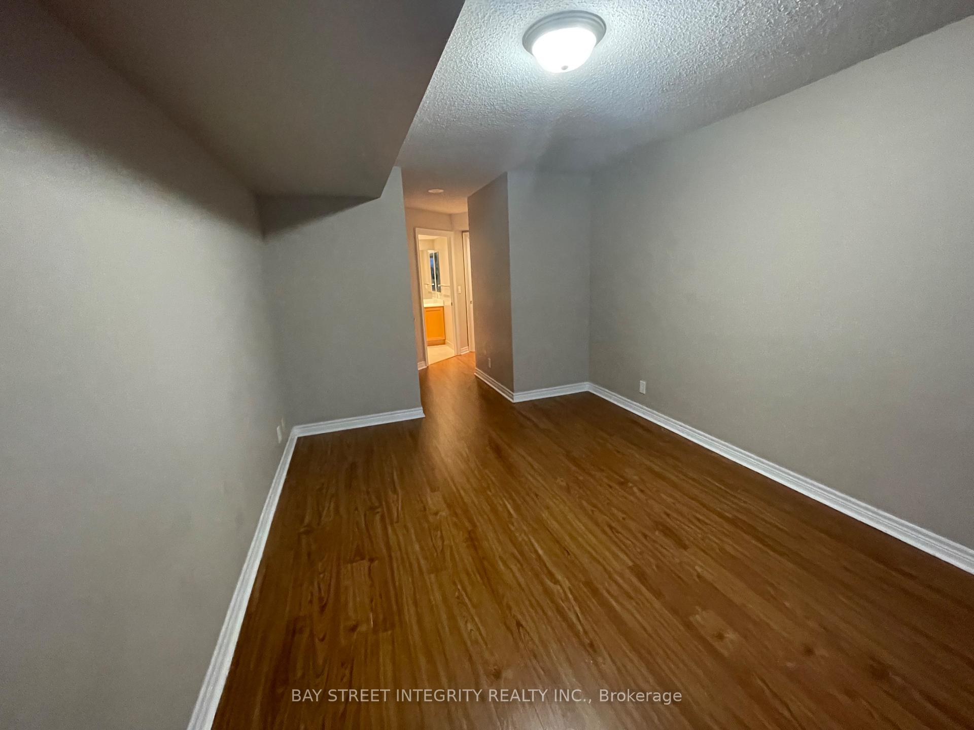 Photo 16 of Unit 613, 33 Cox Boulevard, Markham, Unionville — HOMEH