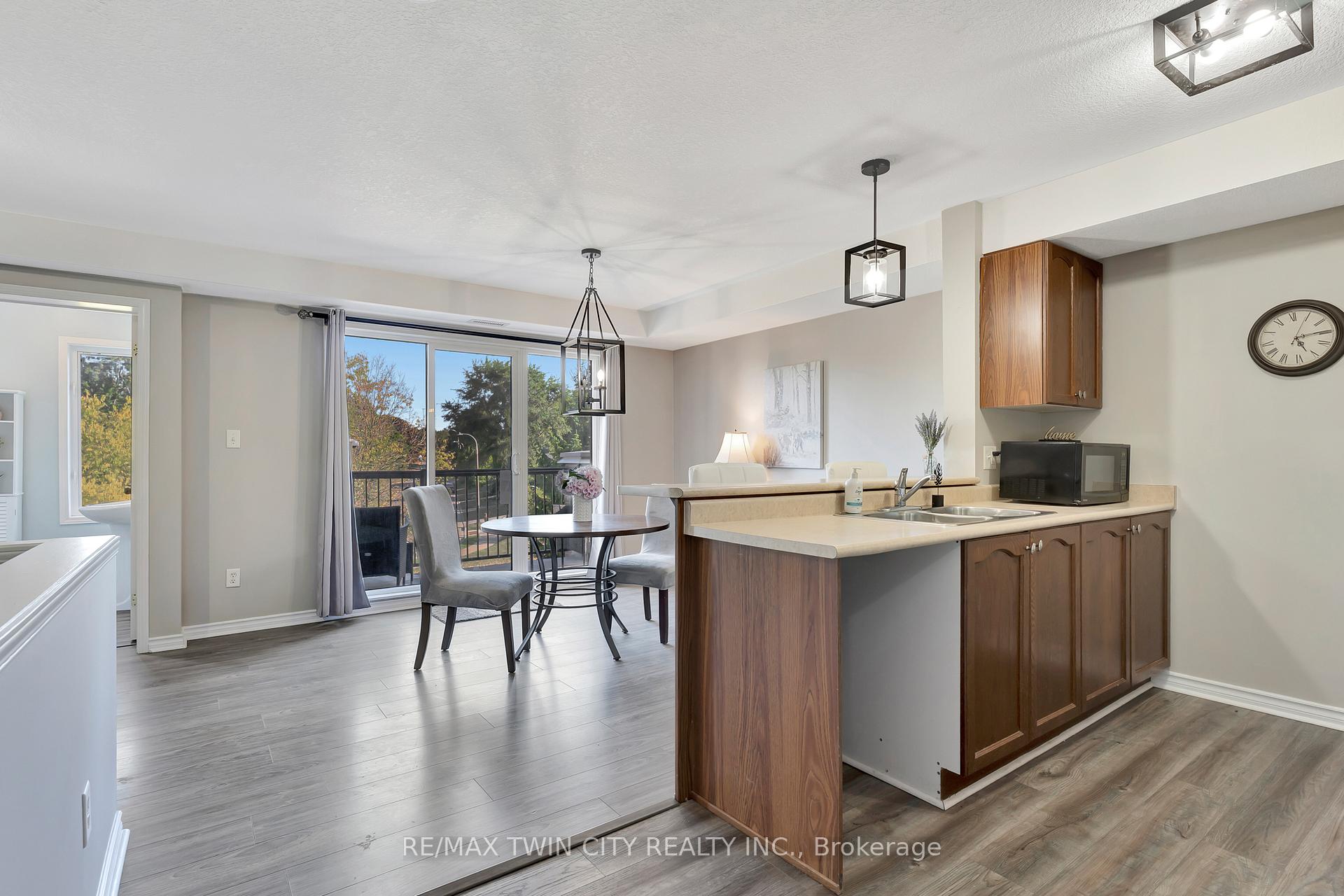 Photo 13 of Unit 1D, 45 Cedarhill Crescent, Kitchener — HOMEH