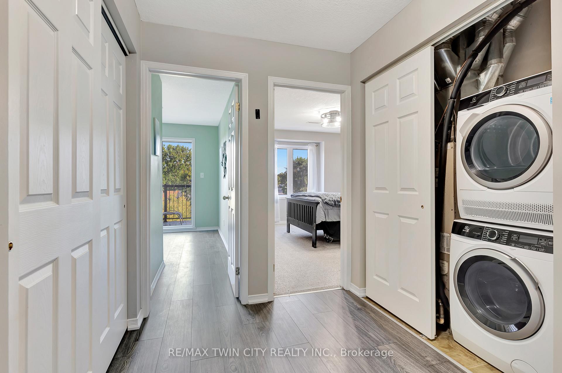 Photo 45 of Unit 1D, 45 Cedarhill Crescent, Kitchener — HOMEH