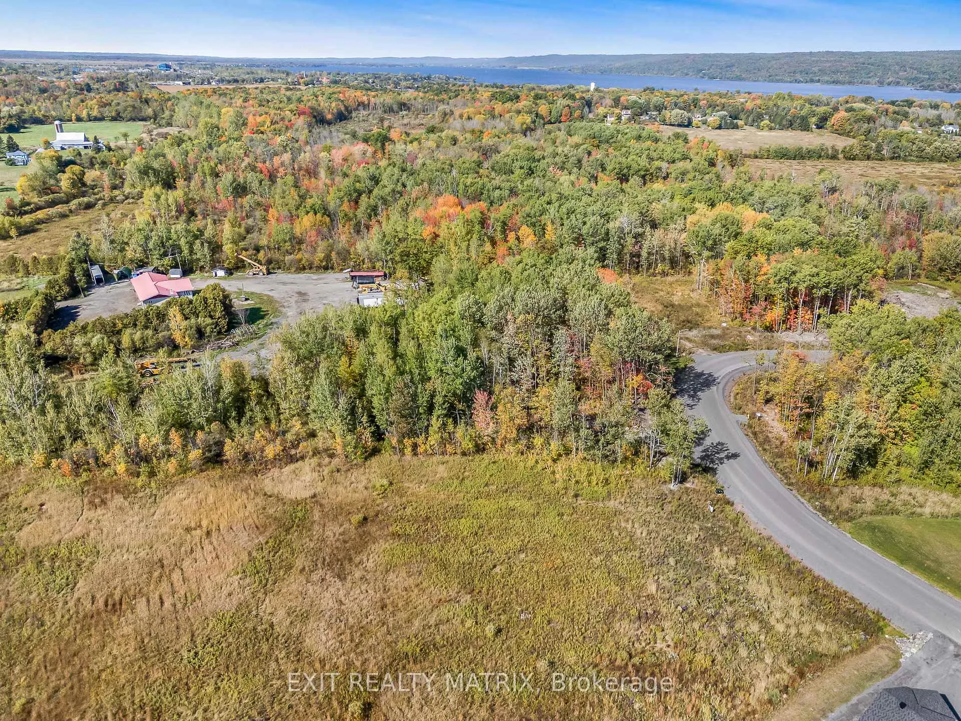 Photo 5 of 102 Soulanges Street, Champlain, Champlain Twp — HOMEH