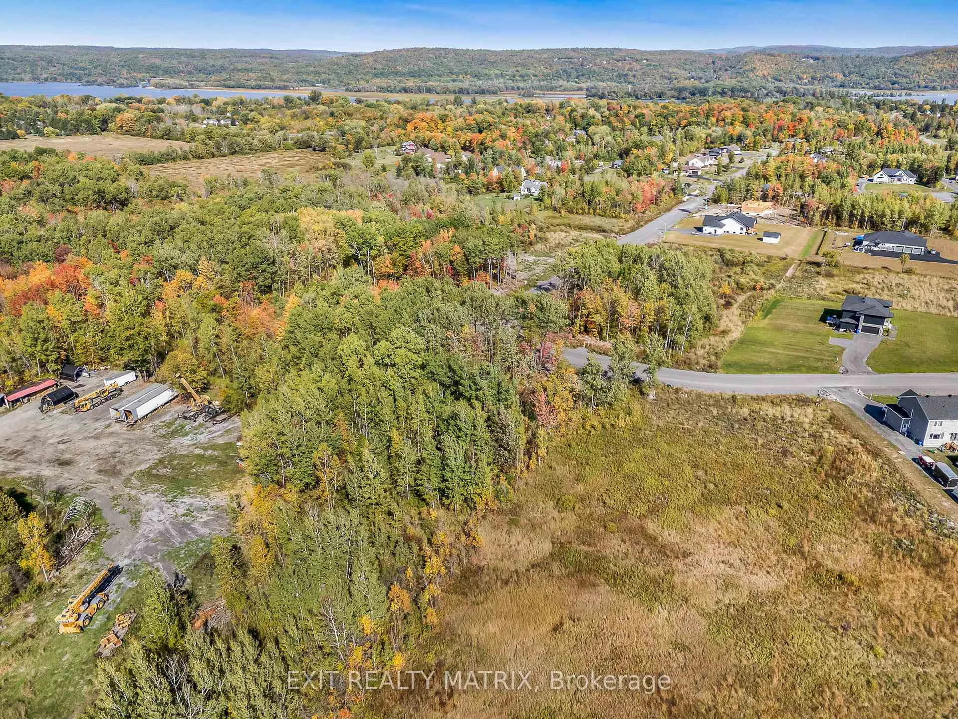 Photo 6 of 102 Soulanges Street, Champlain, Champlain Twp — HOMEH