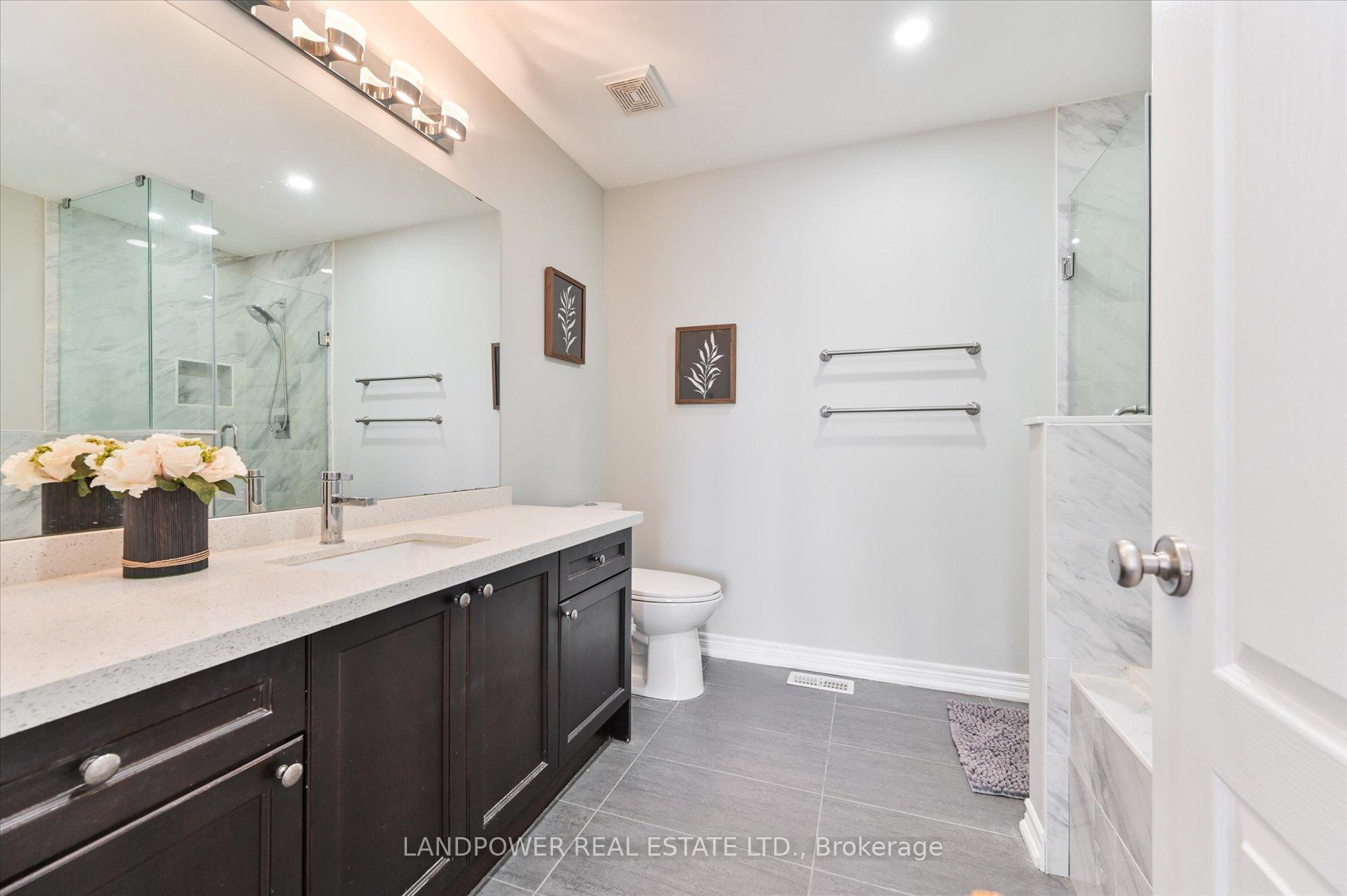 Photo 19 of 43 Victor Herbert Way, Markham, Cathedraltown — HOMEH