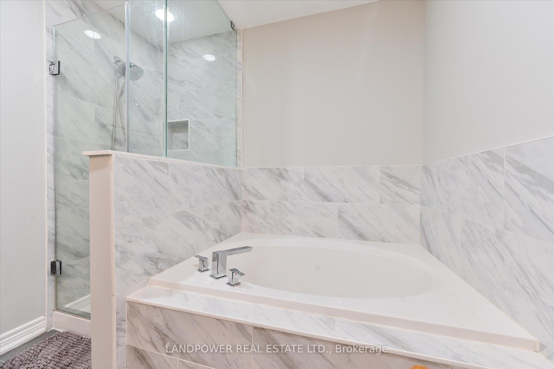 Photo 20 of 43 Victor Herbert Way, Markham, Cathedraltown — HOMEH