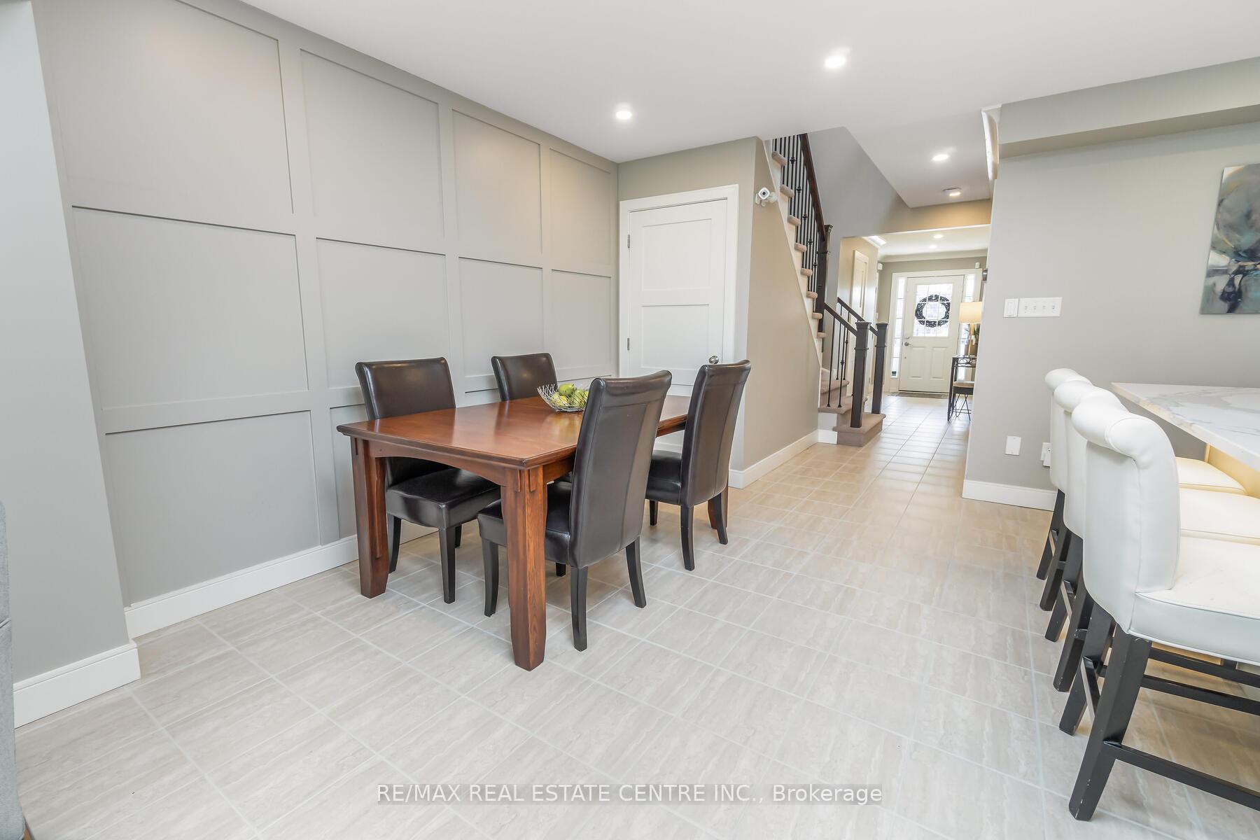 Photo 11 of Unit 21, 1035 Victoria Road S, Guelph, Kortright East — HOMEH