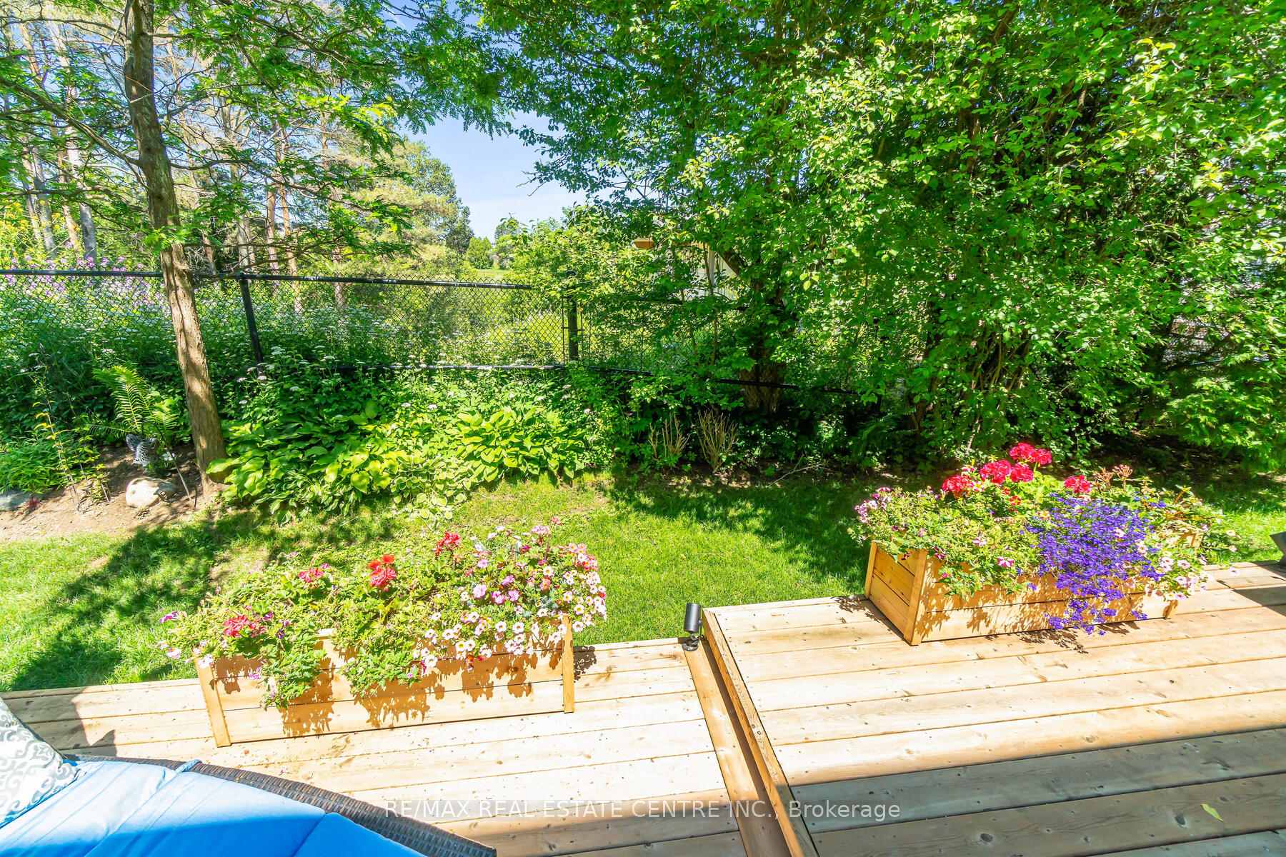 Photo 26 of Unit 21, 1035 Victoria Road S, Guelph, Kortright East — HOMEH