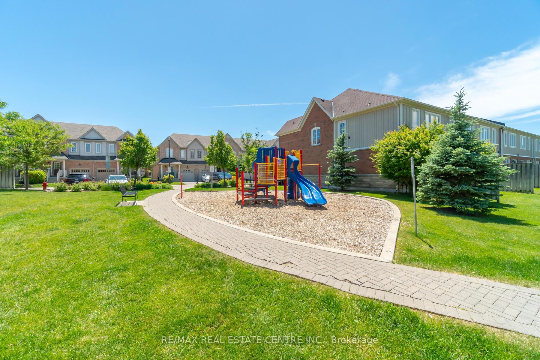 Photo 28 of Unit 21, 1035 Victoria Road S, Guelph, Kortright East — HOMEH