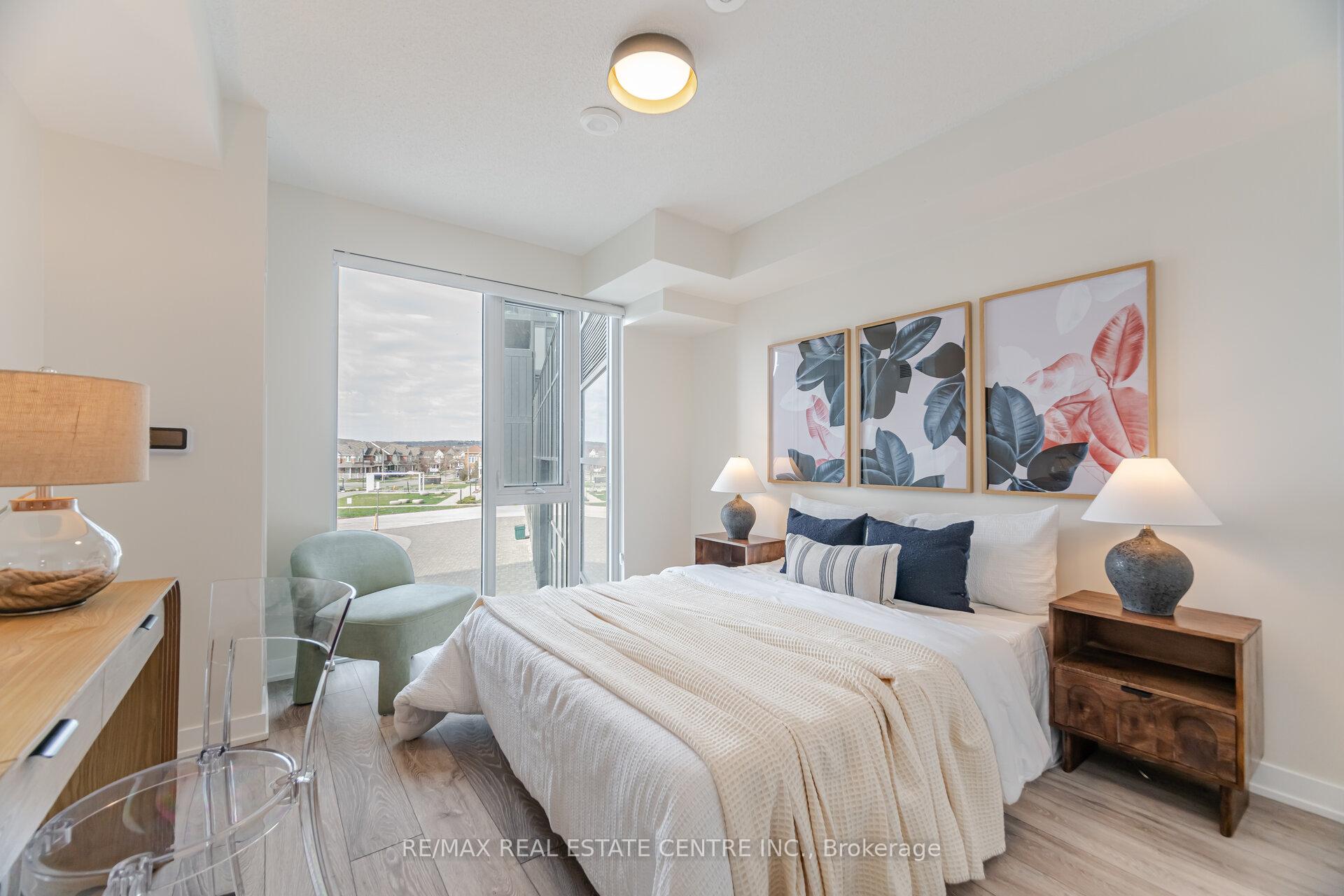 Photo 17 of Unit B217, 3200 Dakota Common, Burlington, Alton — HOMEH