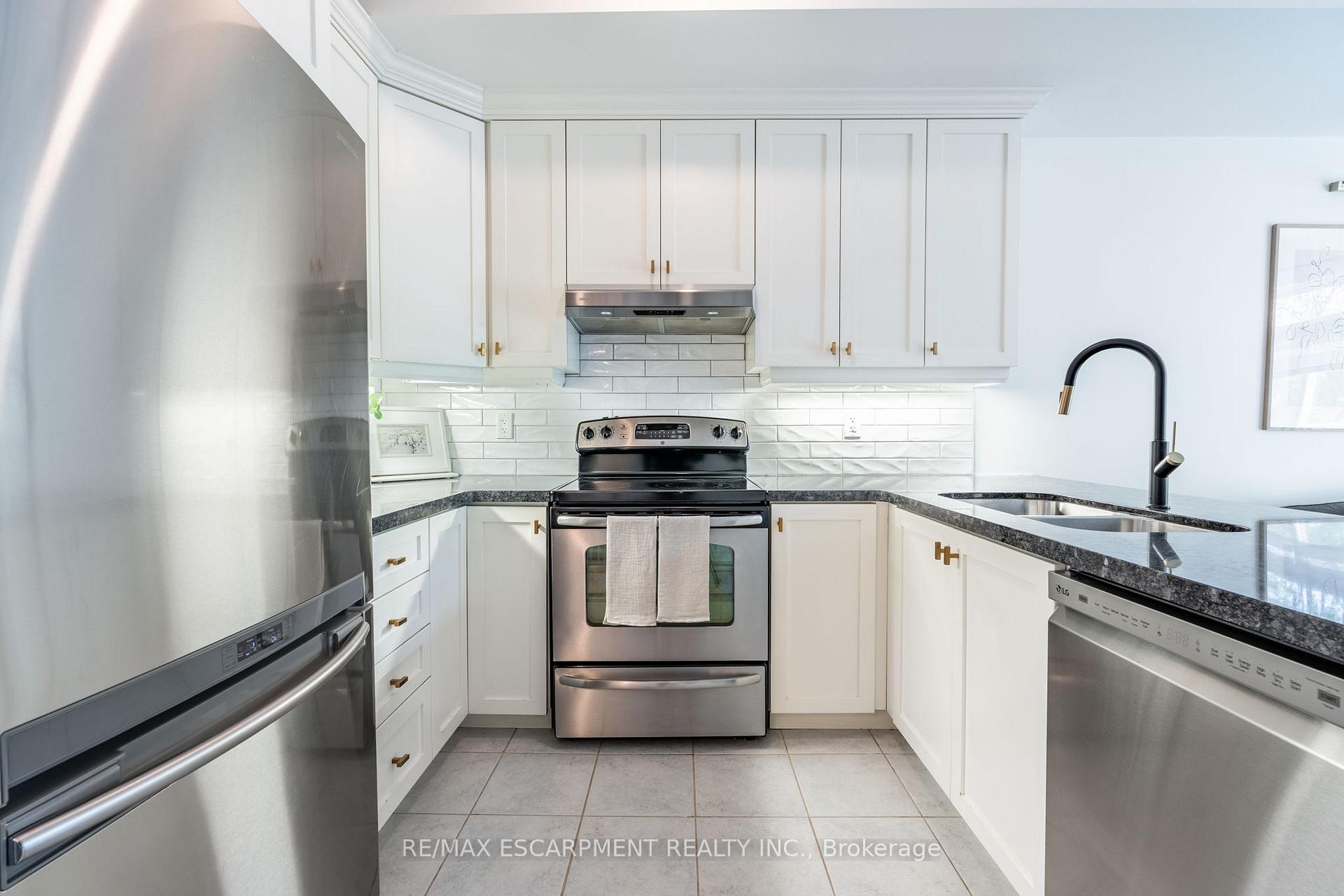 Photo 7 of Unit 20, 181 Plains Road W, Burlington, Bayview — HOMEH