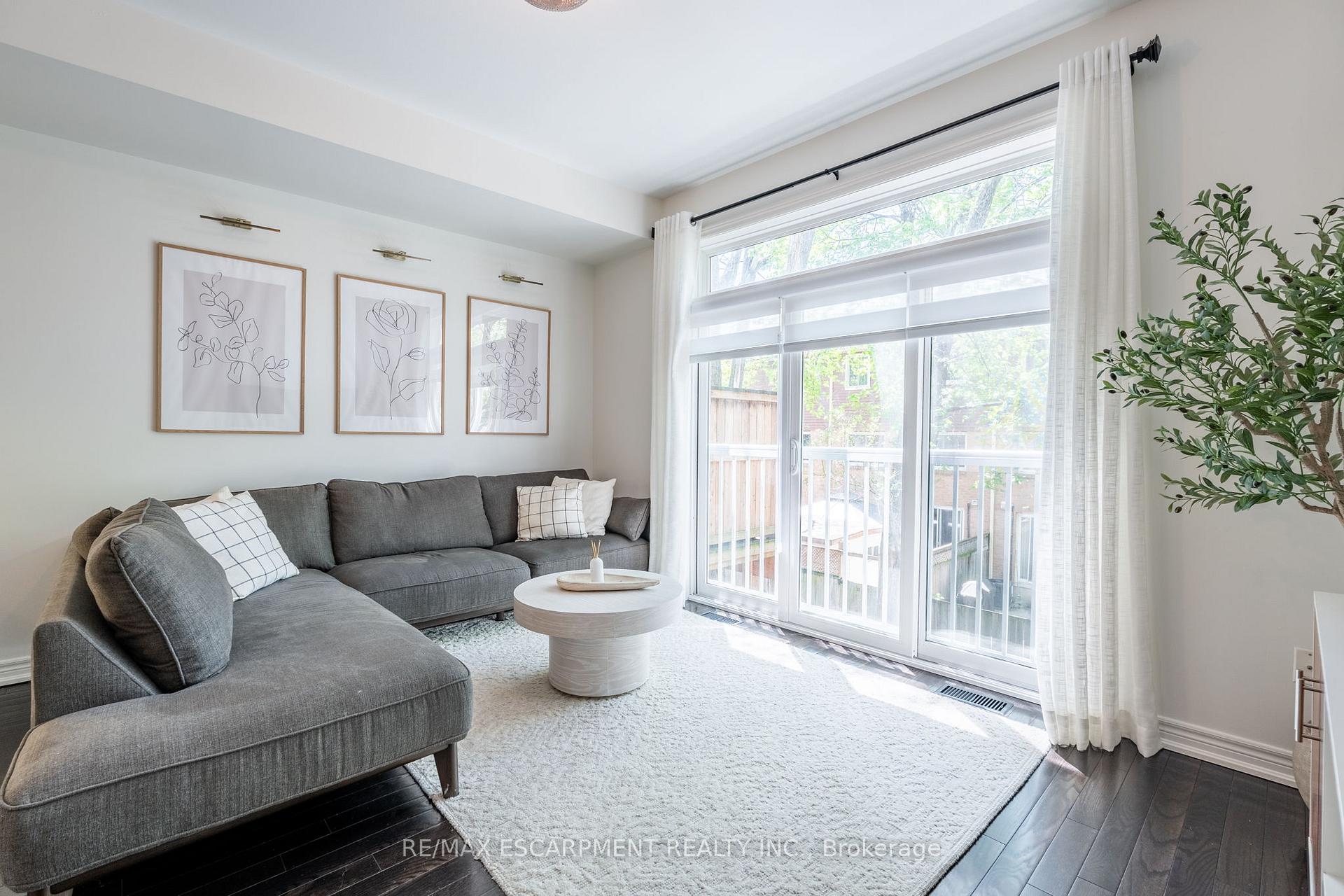 Photo 12 of Unit 20, 181 Plains Road W, Burlington, Bayview — HOMEH