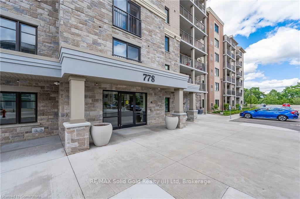 Photo 3 of Unit 705, 778 Laurelwood Drive, Waterloo — HOMEH