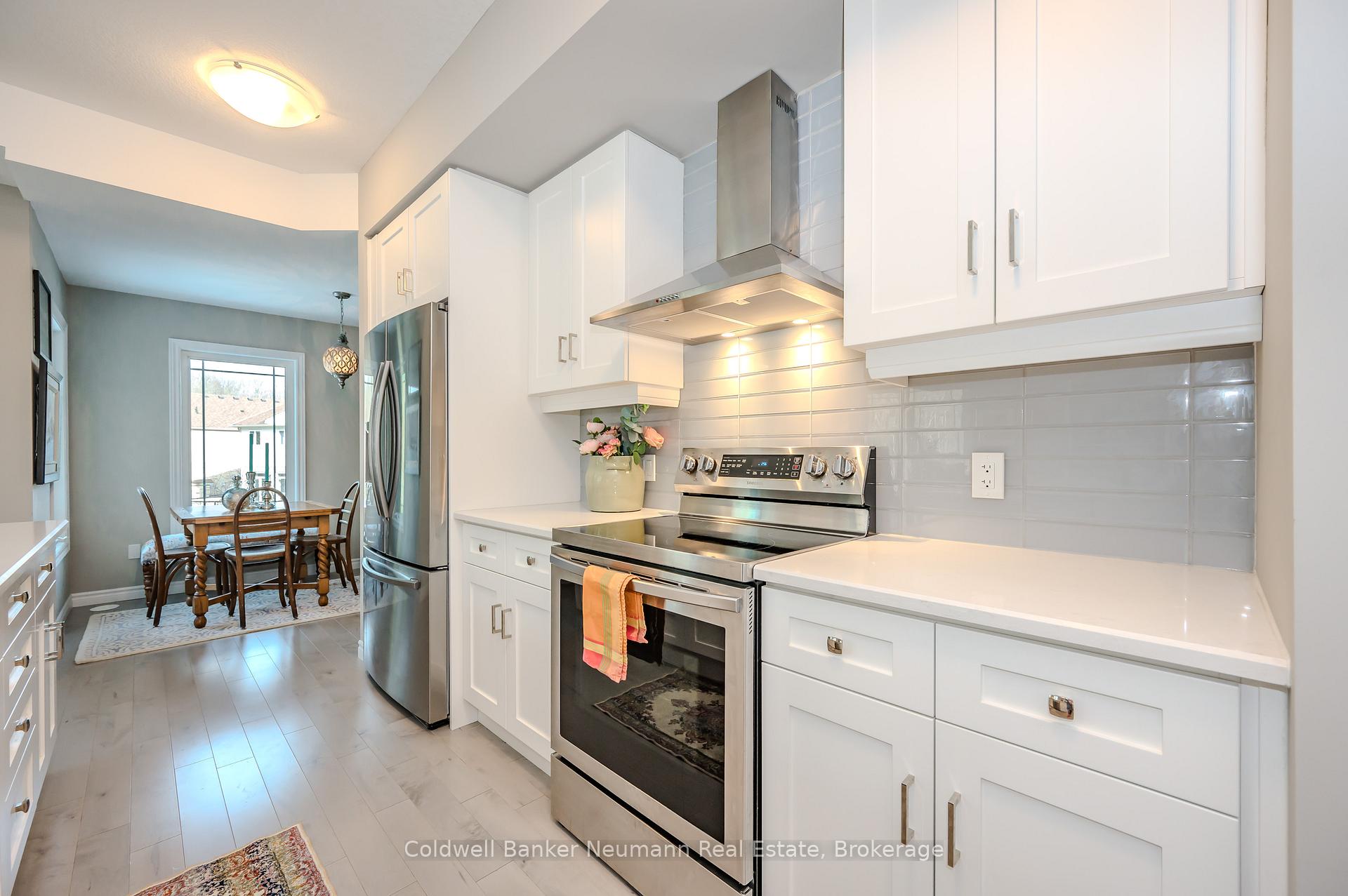 Photo 11 of Unit 37, 107 Westra Drive, Guelph/Eramosa, Rural Guelph/Eramosa West — HOMEH